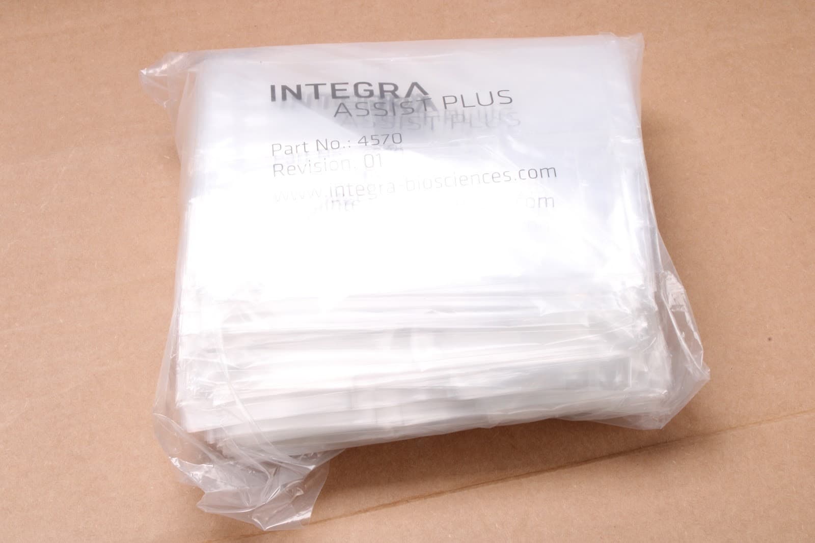 Integra Assist Plus Pipetting Robot With 150x New 4570 Waste Bags 2