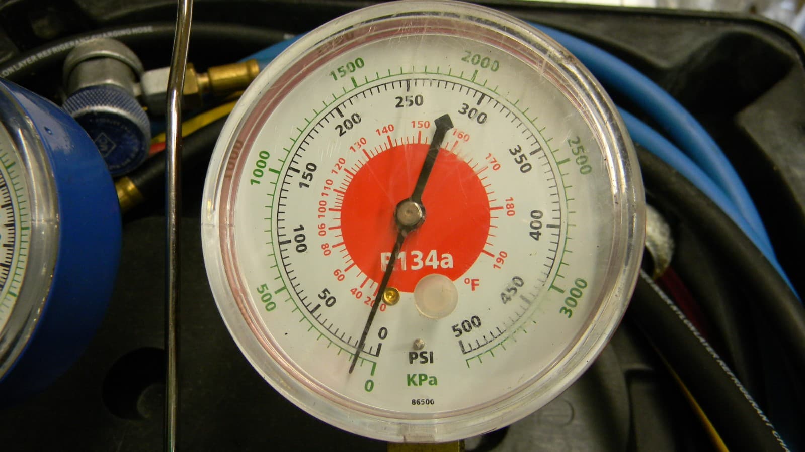 MASTERCOOL FOUR WAY CHARGING AND TESTING MANIFOLD GAUGE SET 5