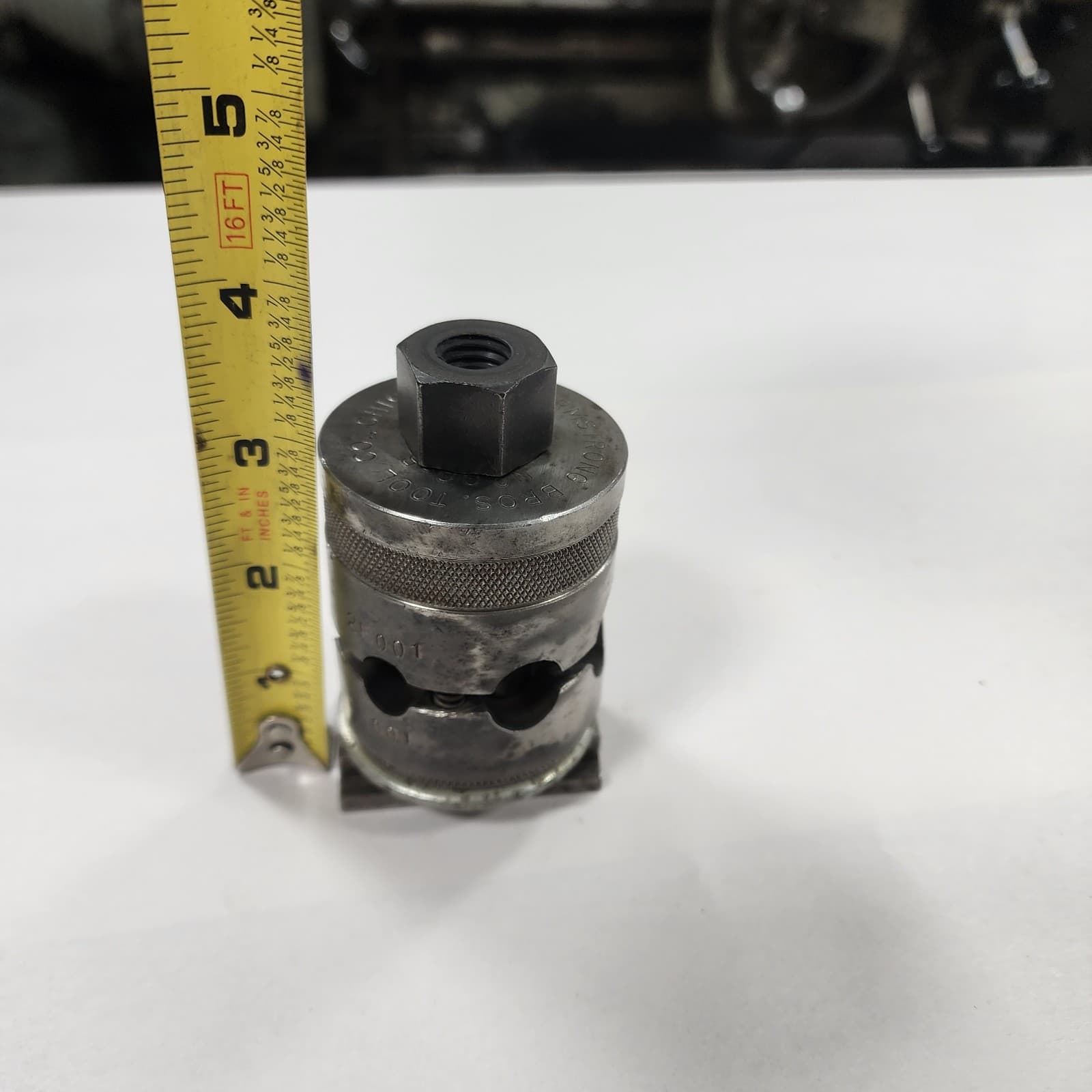 Armstrong Bros. Tool Adjustable Boring Bar Tool Post No. 00-R 4