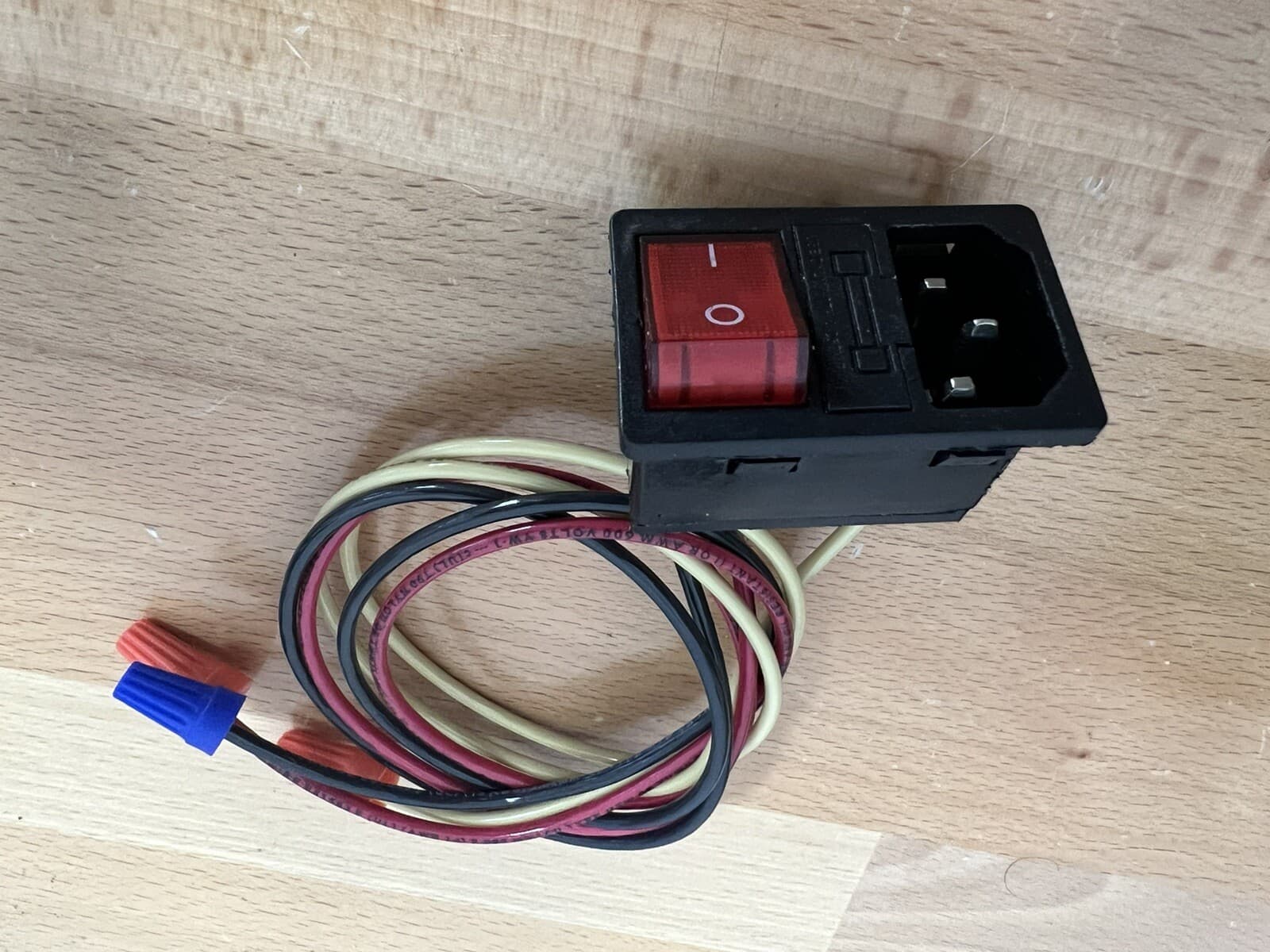 Assembled Power Socket with Fuse and wires Switch 3 Pin IEC320 C14 USA Plug