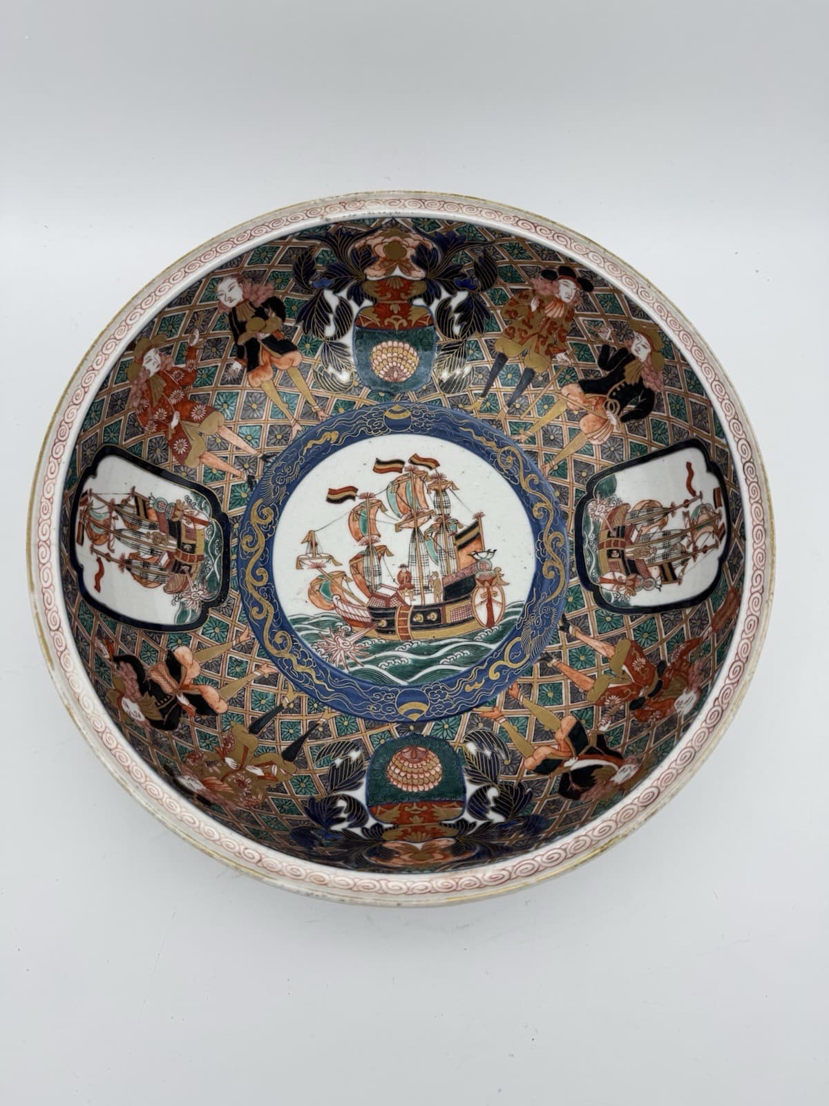 Meiji Period Japanese Imari “Black Ship” Bowl – Dutch Traders & Ship Motif, 10”