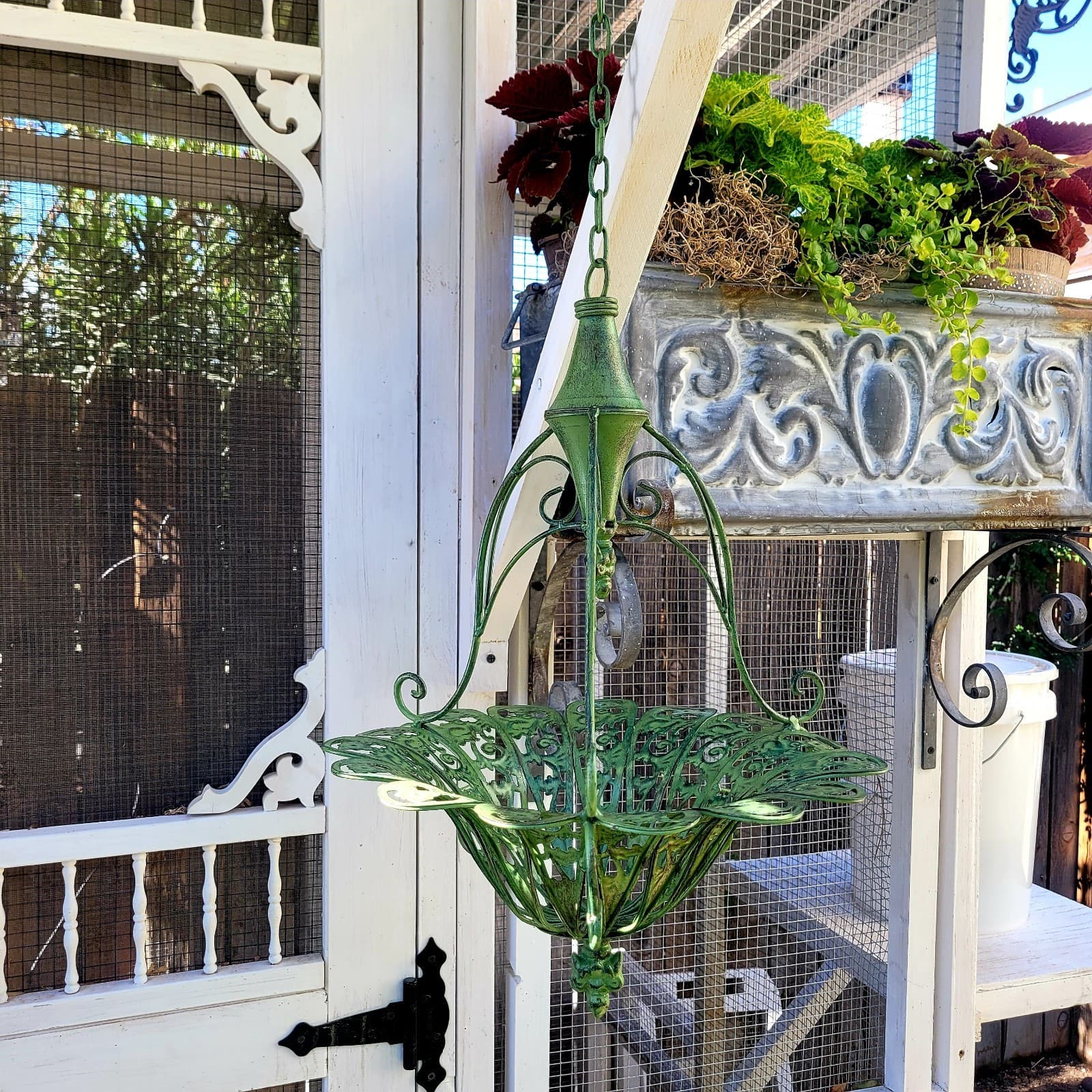 Hanging Wrought Iron Flower Planter Basket Green 16" 6