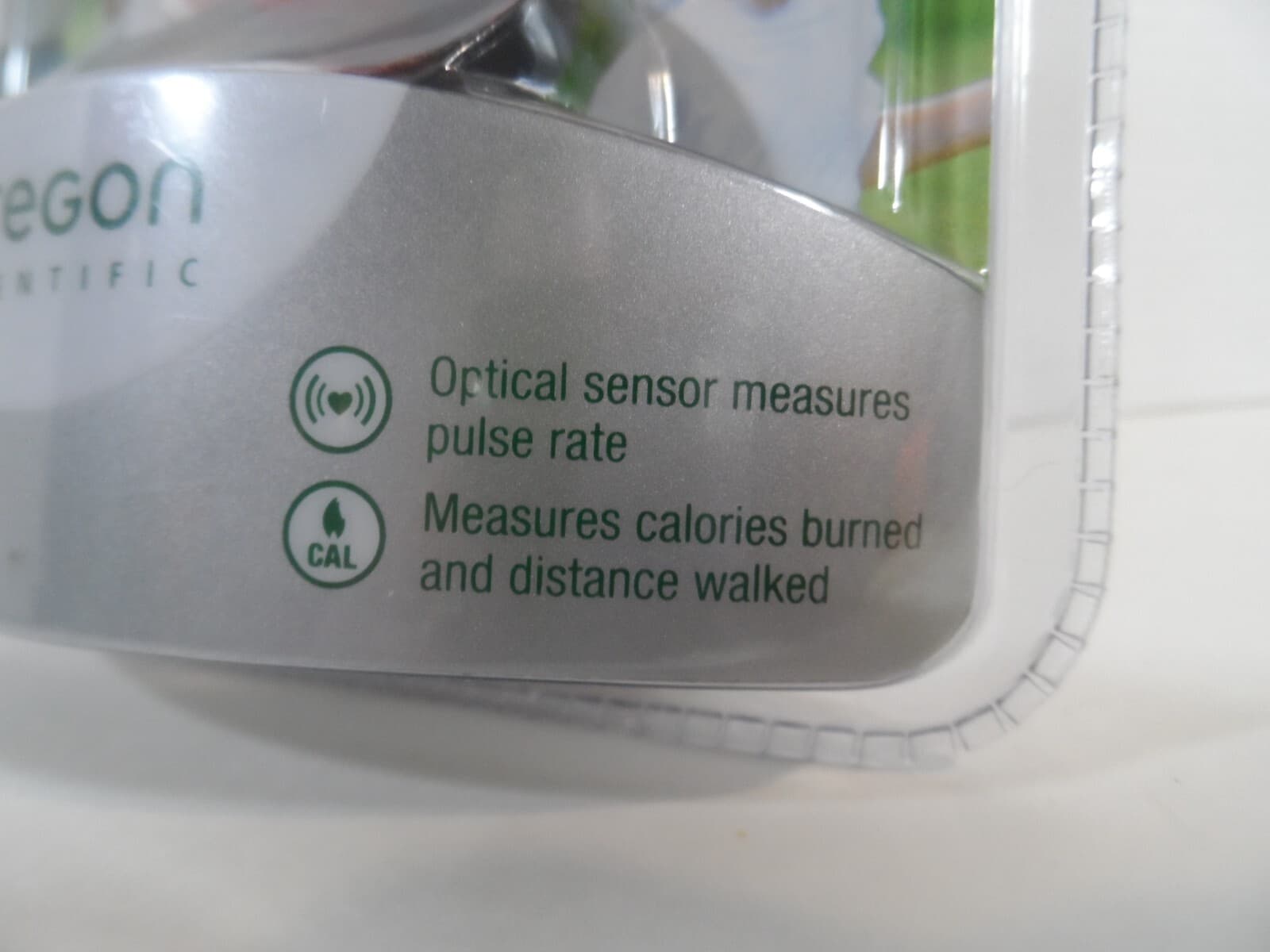 NEW SEALED - Oregon Scientific Digital Pedometer PE316PM (RED) 3