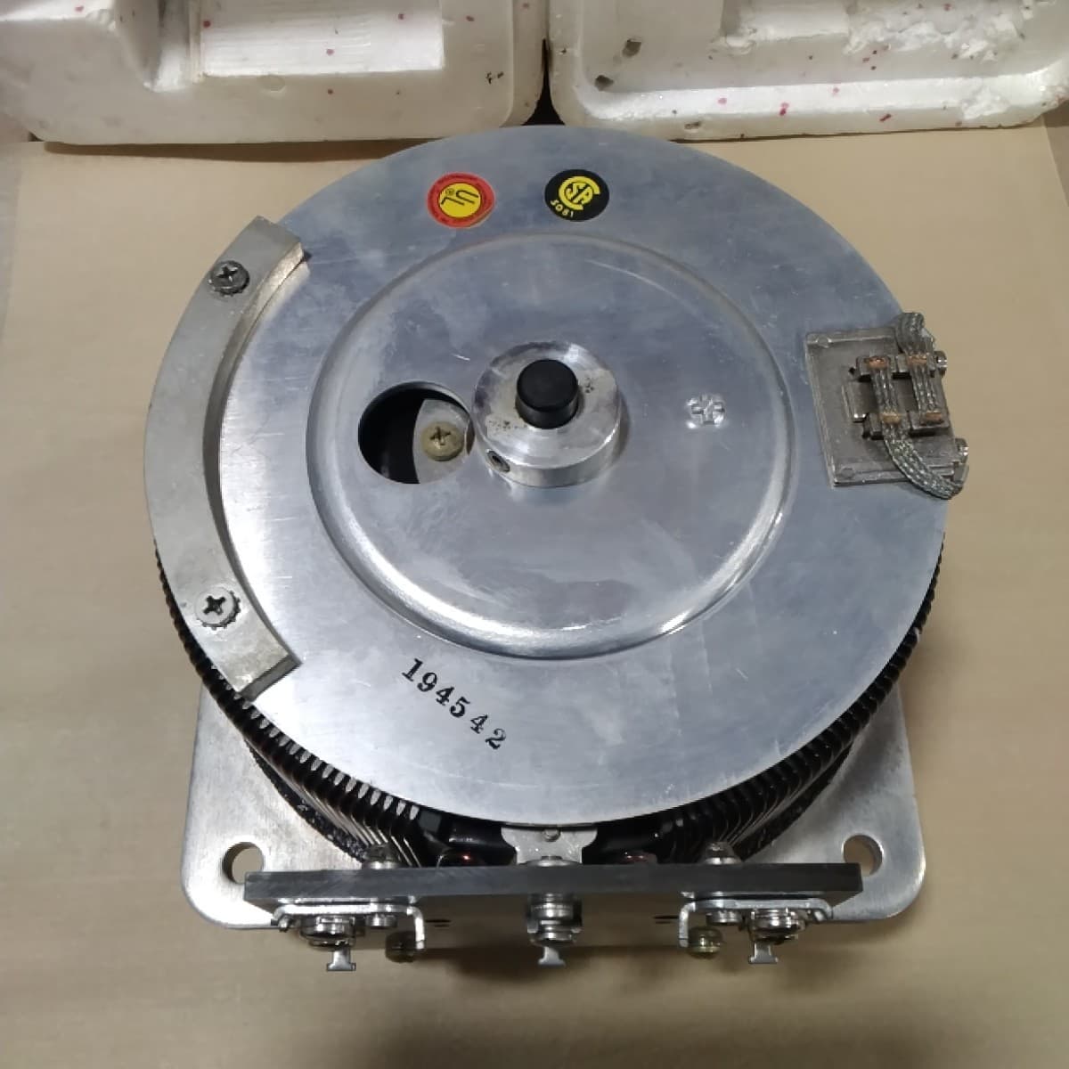 VARIAC GENERAL RADIO TYPE W20 120V 20A OPEN RATING 50-60 CYCLES  3