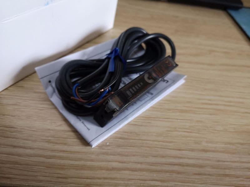 New In Box Omron Photoelectric Sensor Switch E3X-NA41 E3XNA41 *TT 6