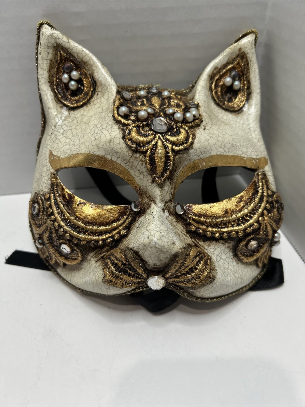 Masquerade Mardi Gras Cat Mask W/Jewels Handmade From New Orleans 7” x 6”