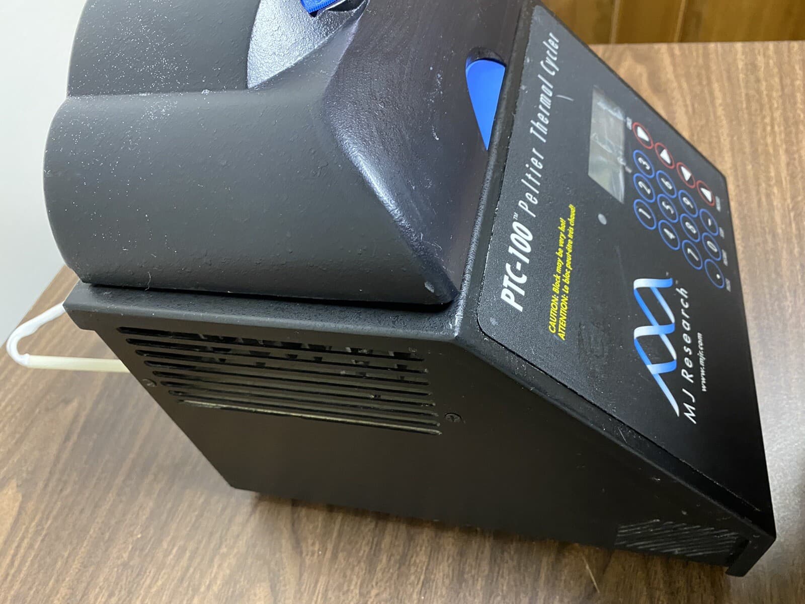 MJ Research PTC-100 Peltier Thermal Cycler - Black 3