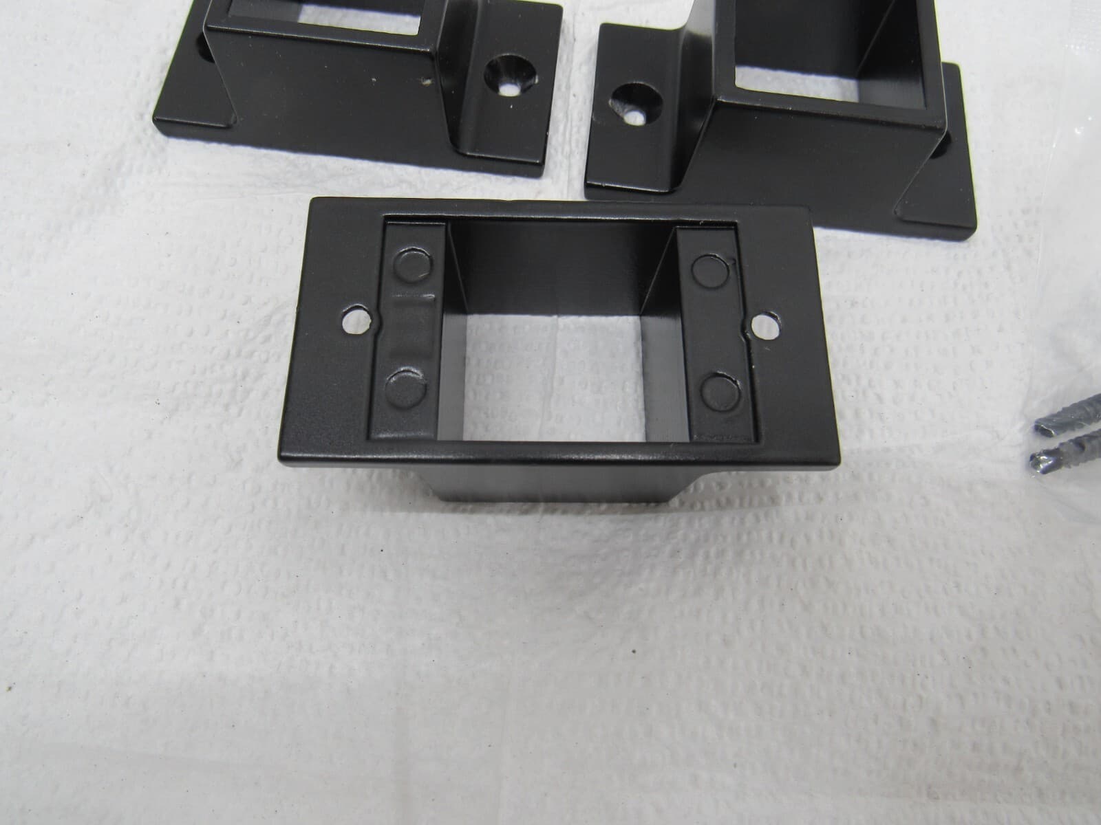 Barrette Outdoor Living 5/8" Metal Wall Mount Fence Brackets 3 Pack 73013011 5