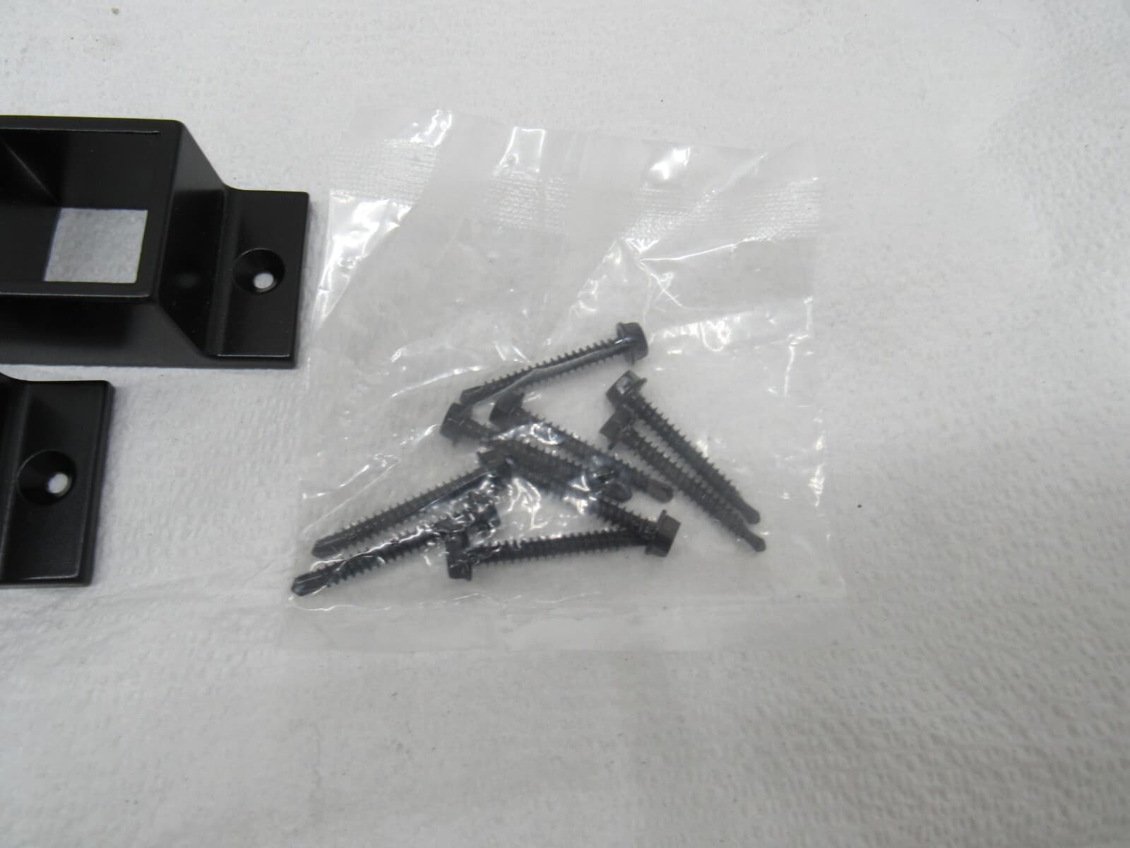 Barrette Outdoor Living 5/8" Metal Wall Mount Fence Brackets 3 Pack 73013011 4