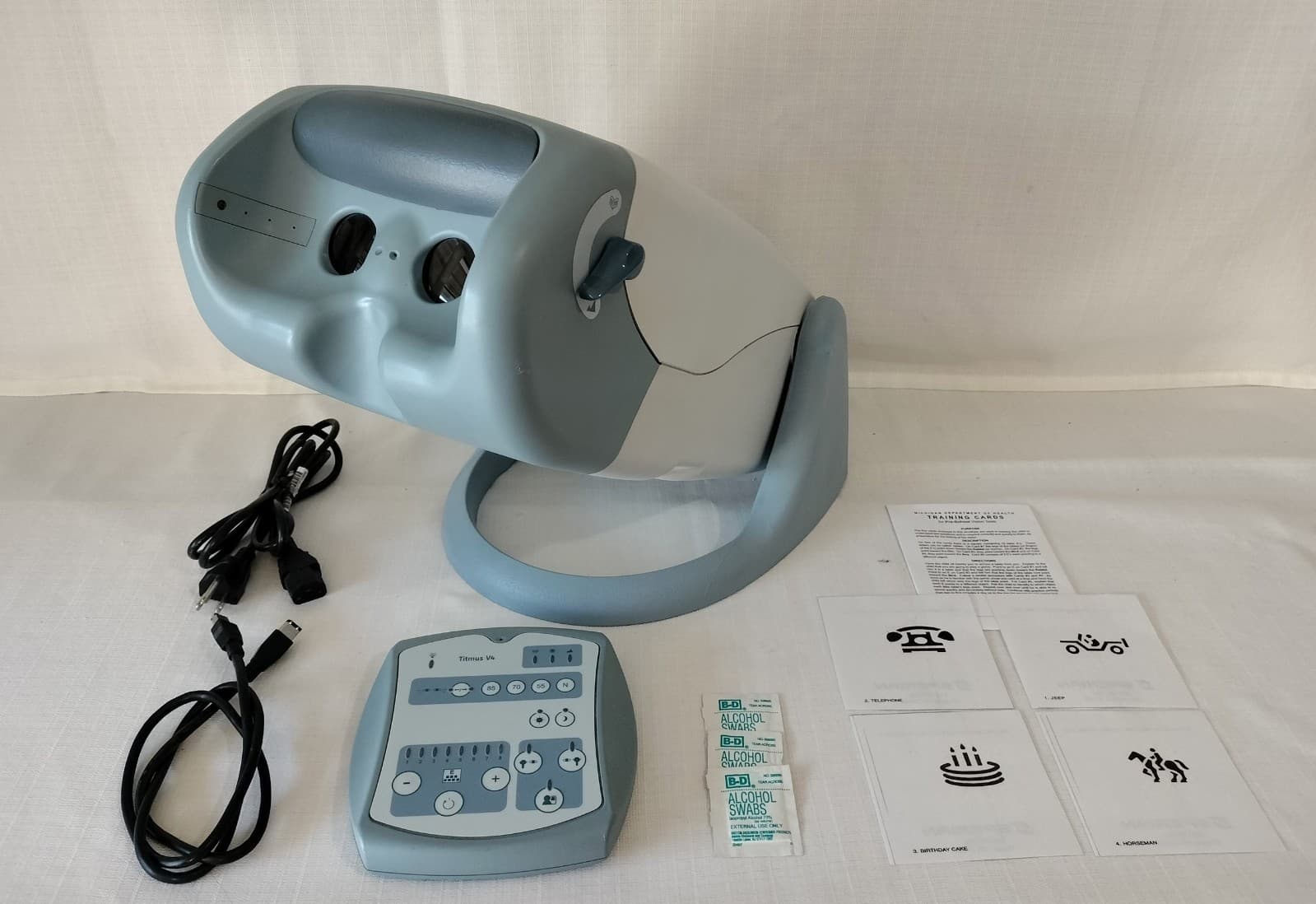 Honeywell Titmus V4 Vision Screener With control