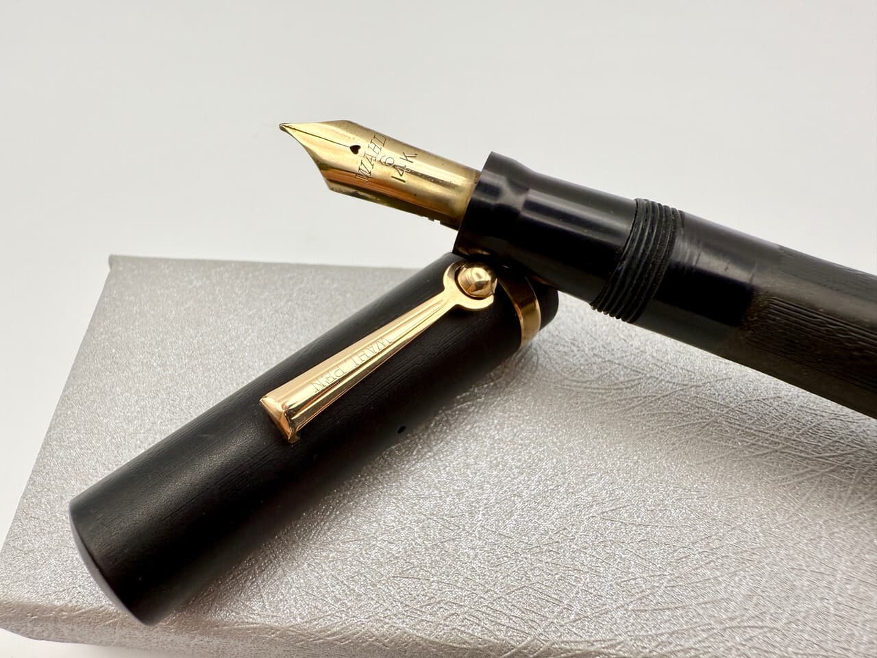 WAHL EVERSHARP OS 762 BCHR CHEVRON FOUNTAIN PEN F 14K #6 NIB 4