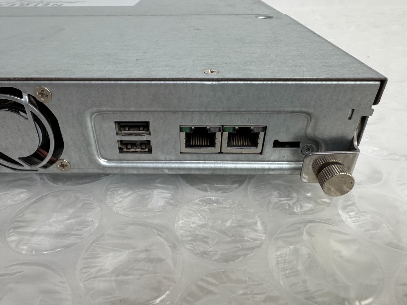 NetGear ReadyNAS 2100 RNRX4000-100NAS Network Storage 6