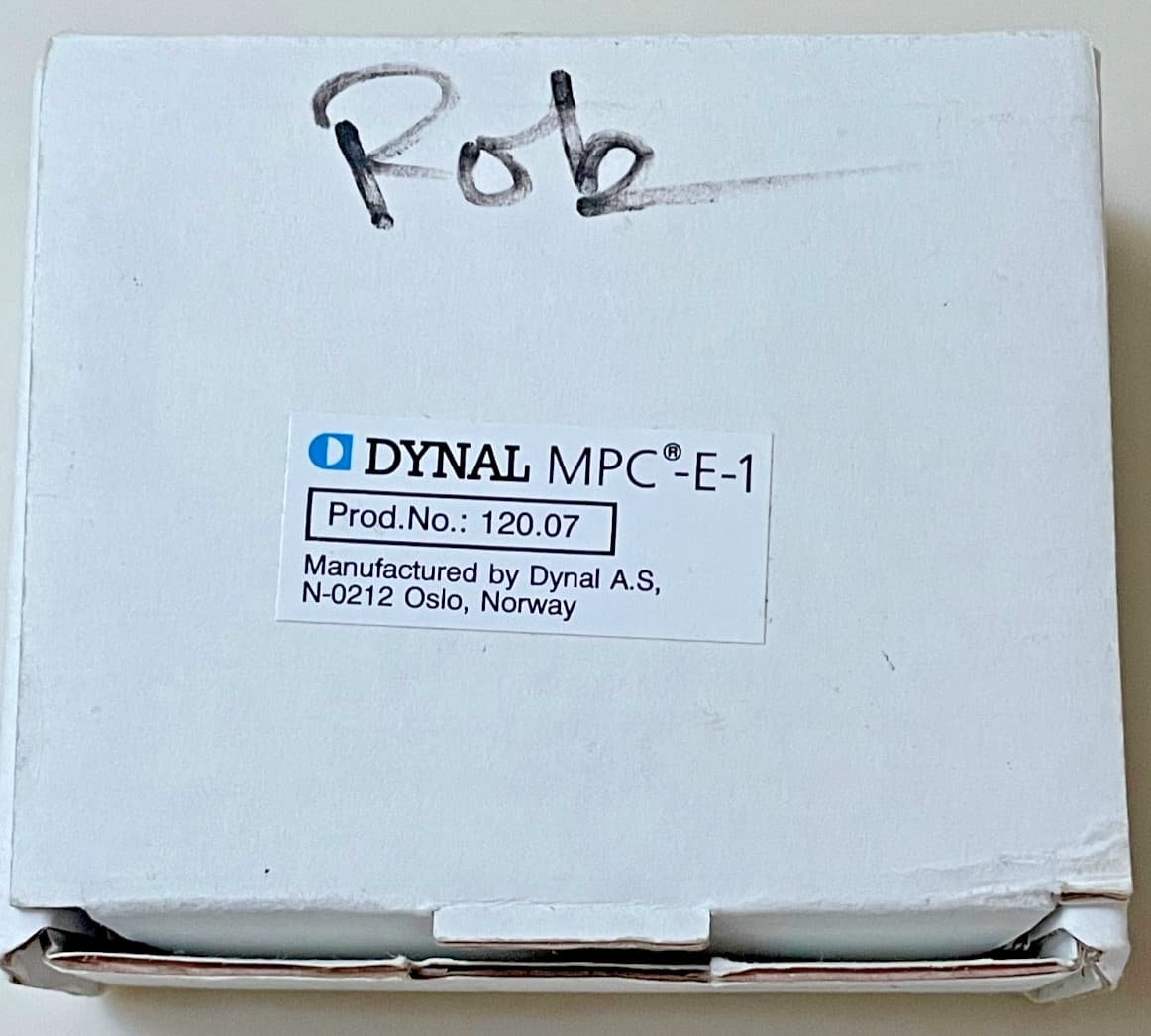 Dynal 120.07 MPC-E-1 Magnetic Particles Separator for 1.5 mL tubes 2