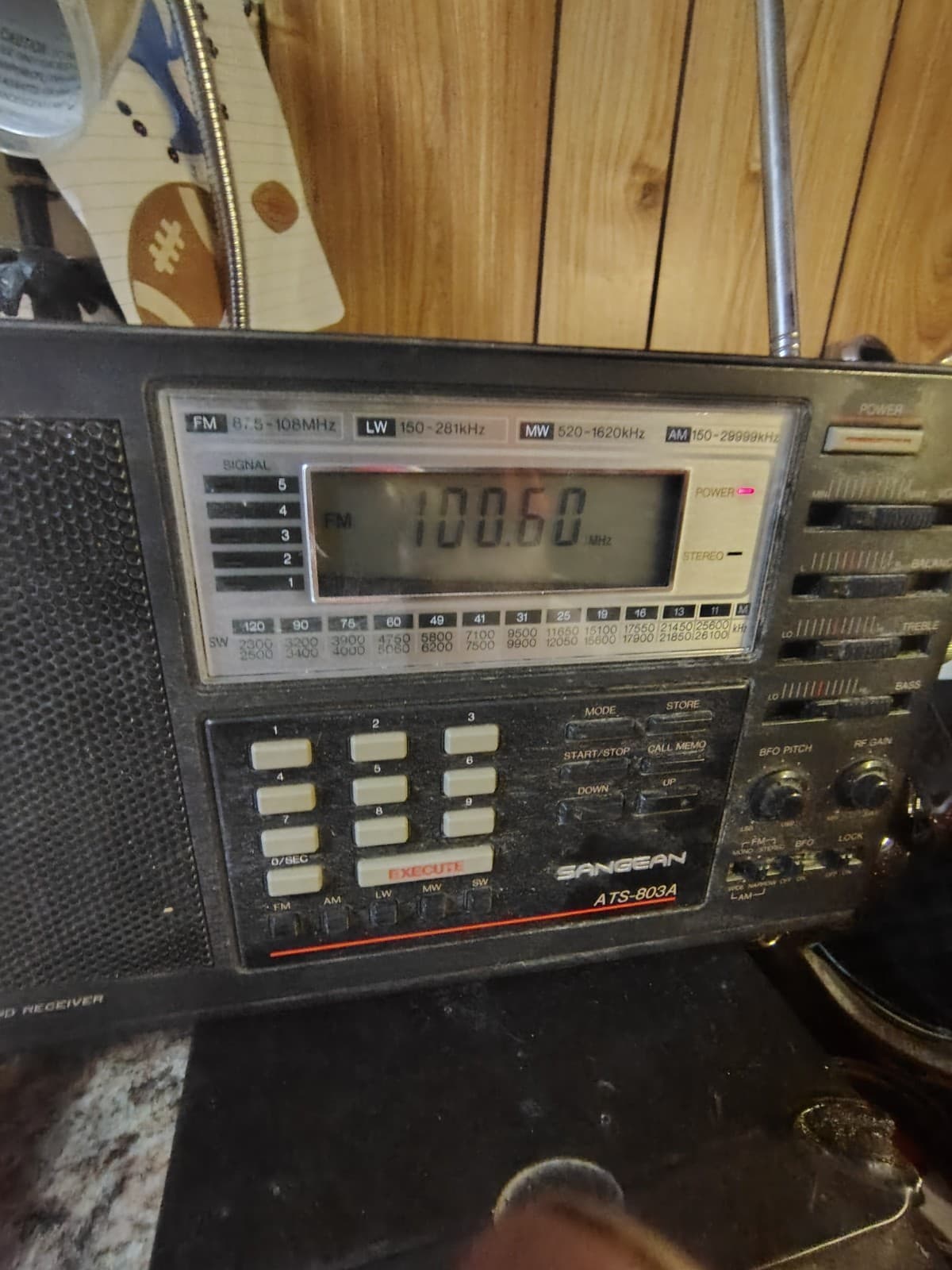 Sangean ATS-803A AM/FM/SW PLL Synthesized World Band Receiver Radio Battery & AC 5