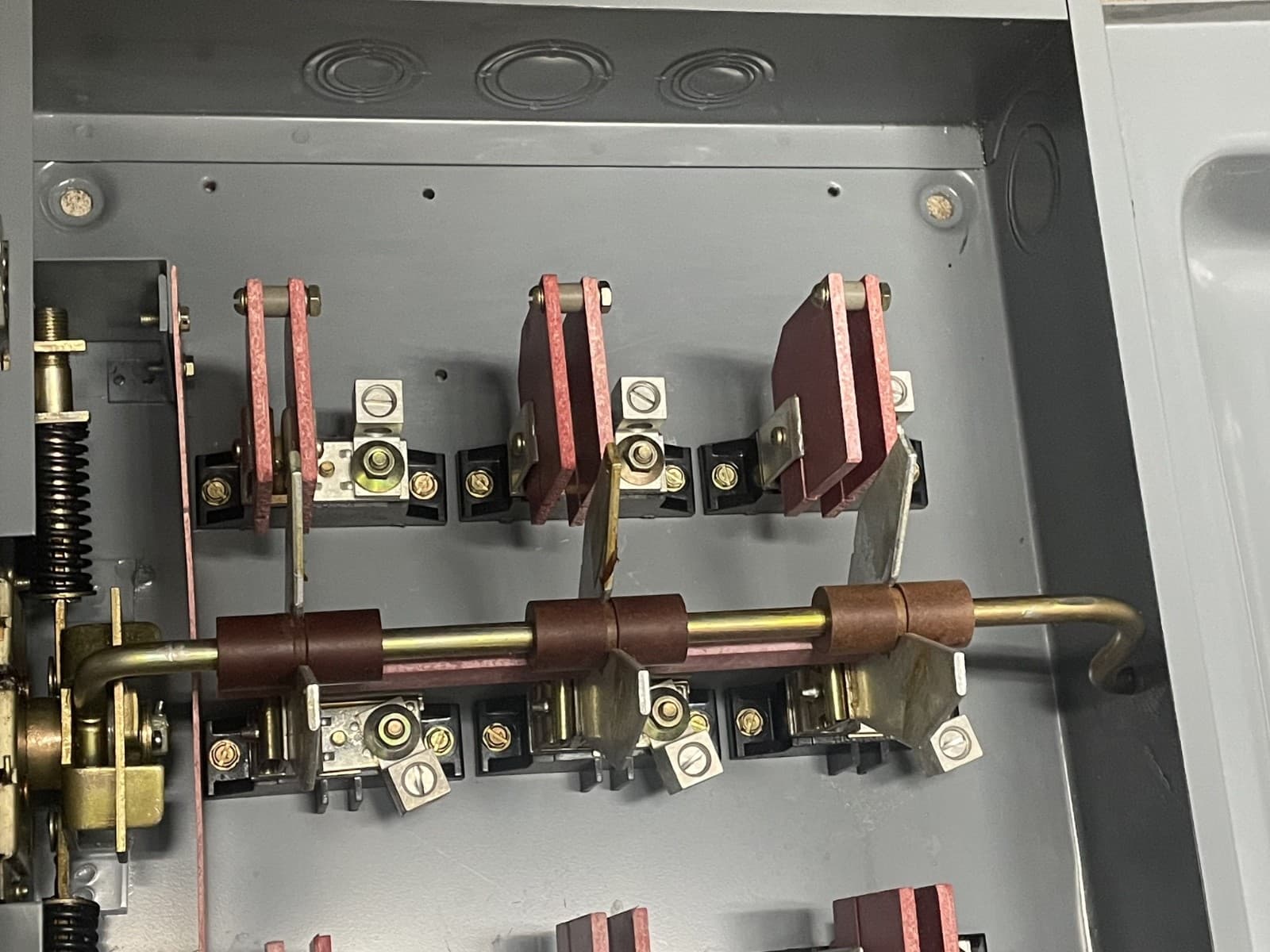 Square D 82343 100-Amp 600-VAC 250-VDC Double Throw Manual Transfer Switch 3-P 6