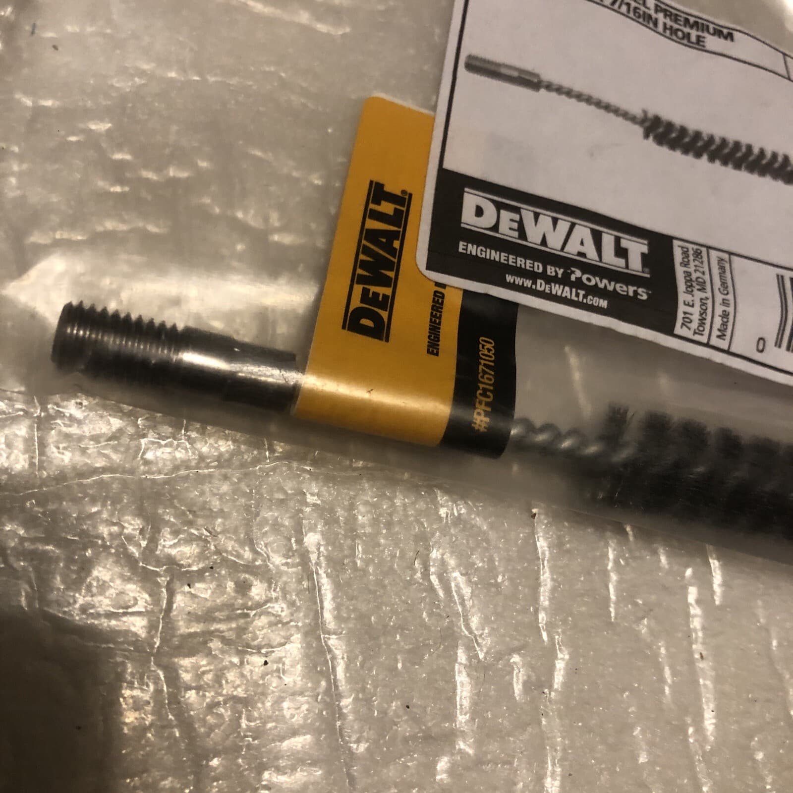 DeWalt Premium Steel Brush for 7/16" Hole 4