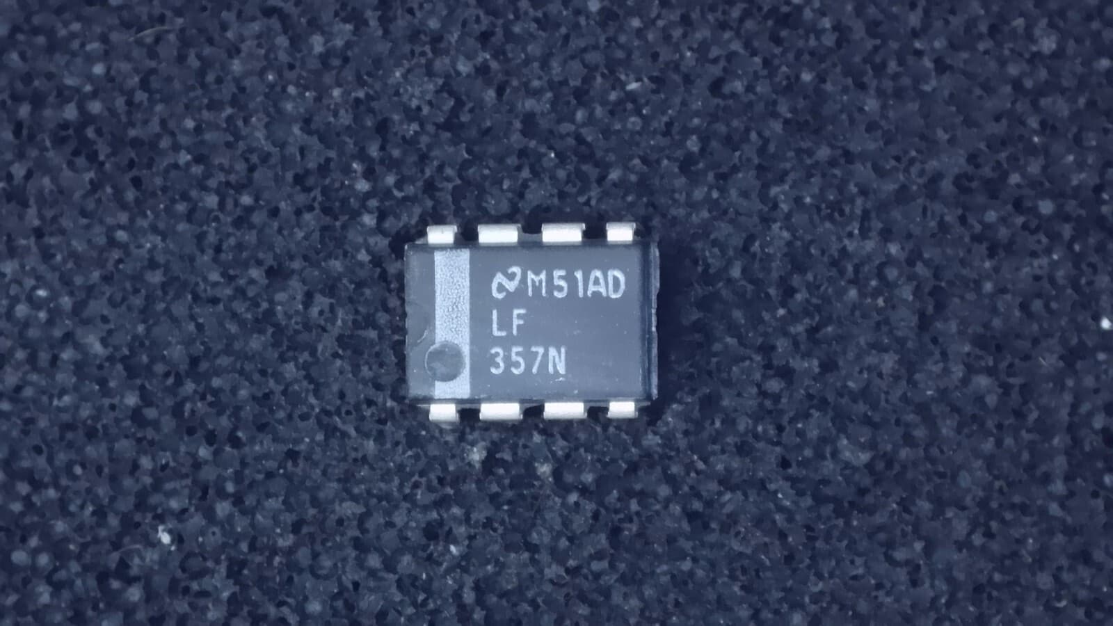 National Semiconductor LF357N Monolithic JFET Input Op Amp DIP8 - New