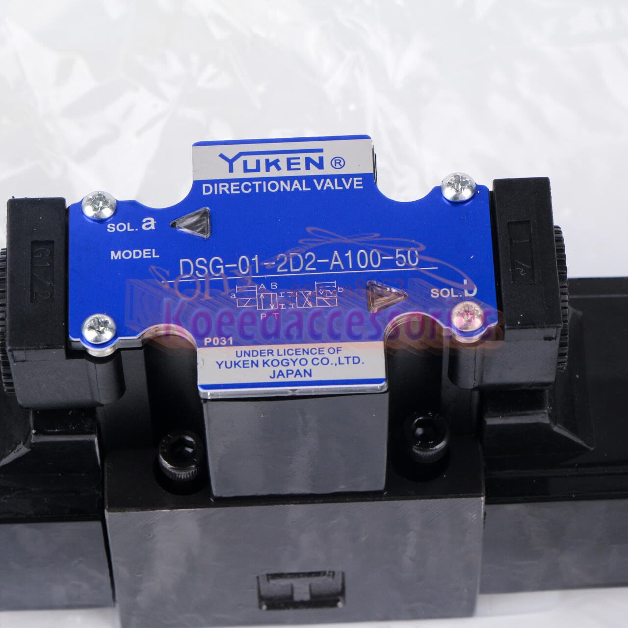 New One YUKEN Electromagnetic directional valve DSG-01-2D2-A100-50 2