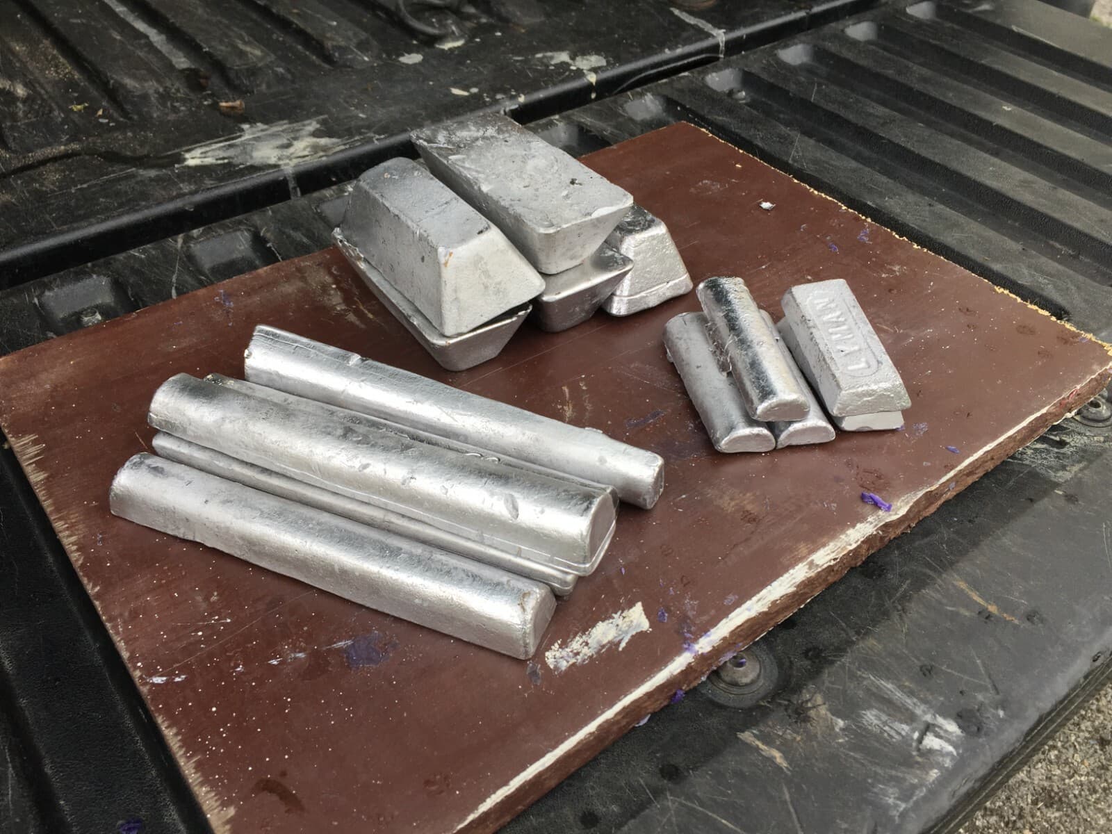 50 Lbs Casting Alloy 20:1 (20 Parts Lead, 1 Part Tin)