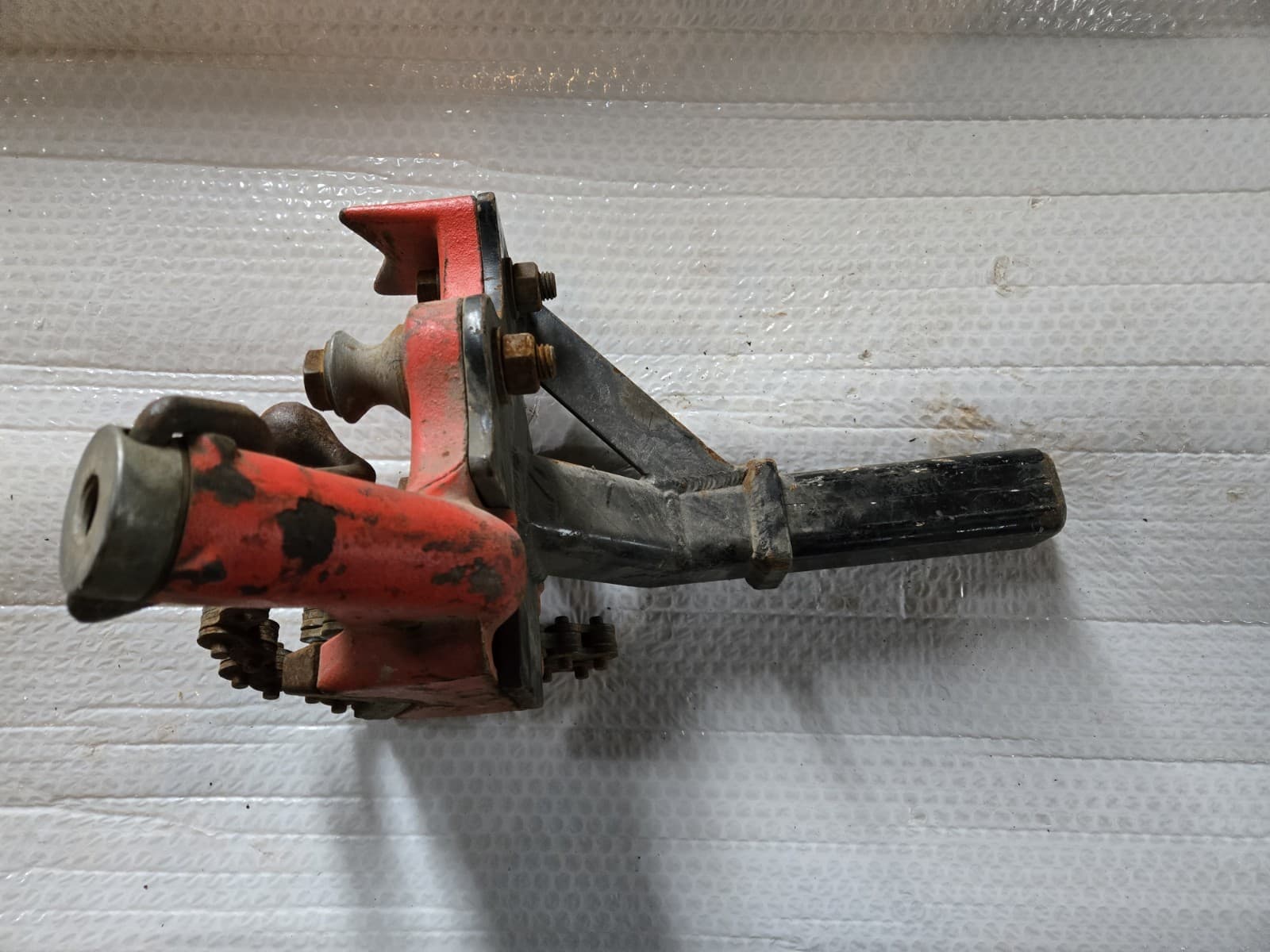 Ridgid BC-610 Pipe Chain Vise 1/4" - 6" -1" Pipe Bender. 2"Reese Mounted . 4