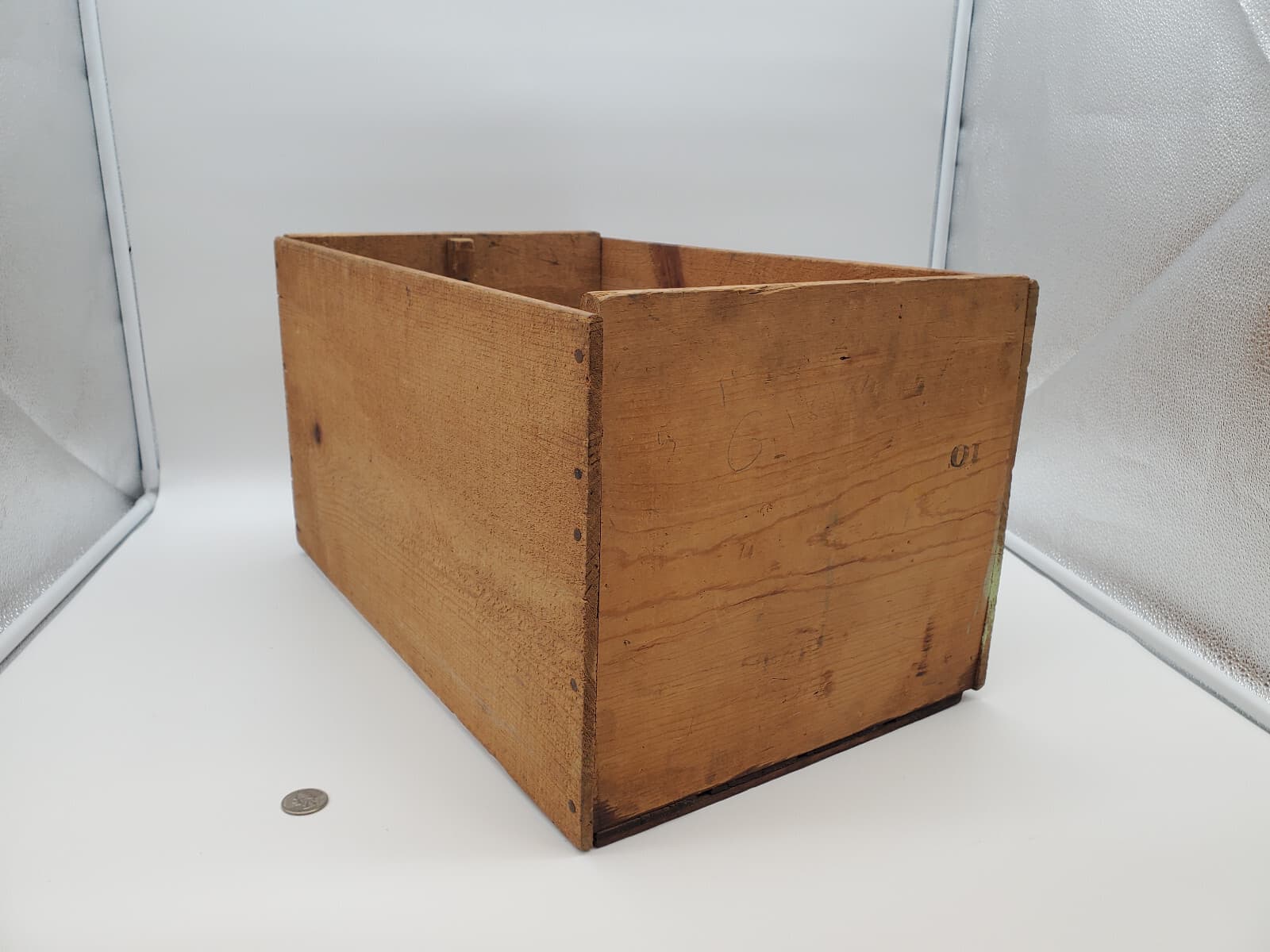 Vintage H.F. Byrd Virginia Apple Apples WOODEN CRATE WINCHESTER, VA USA 3