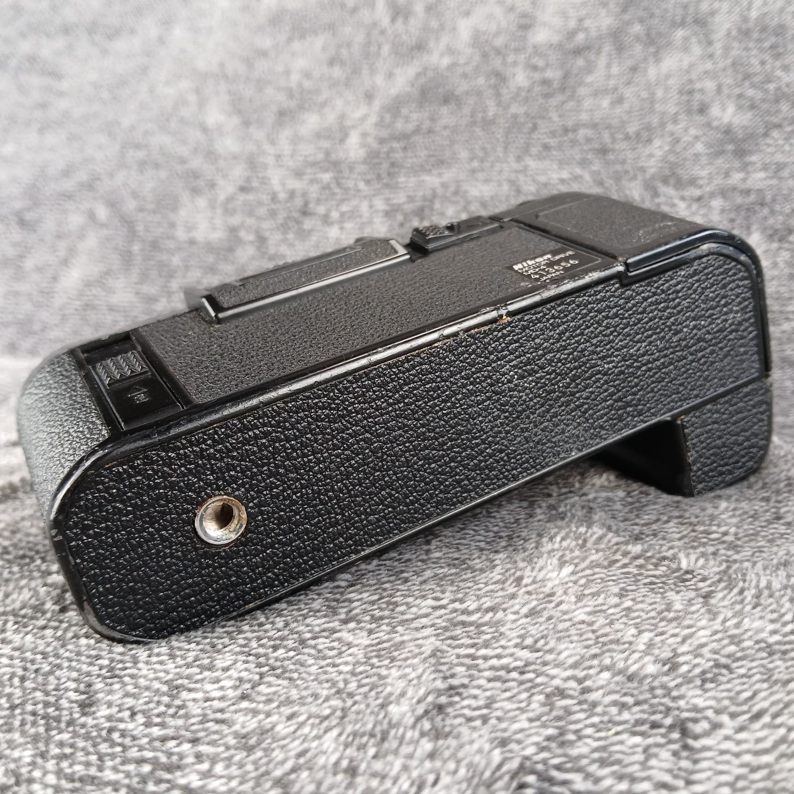 Nikon MD-4 Motor Drive for Film Camera Untested for Parts Repair 5