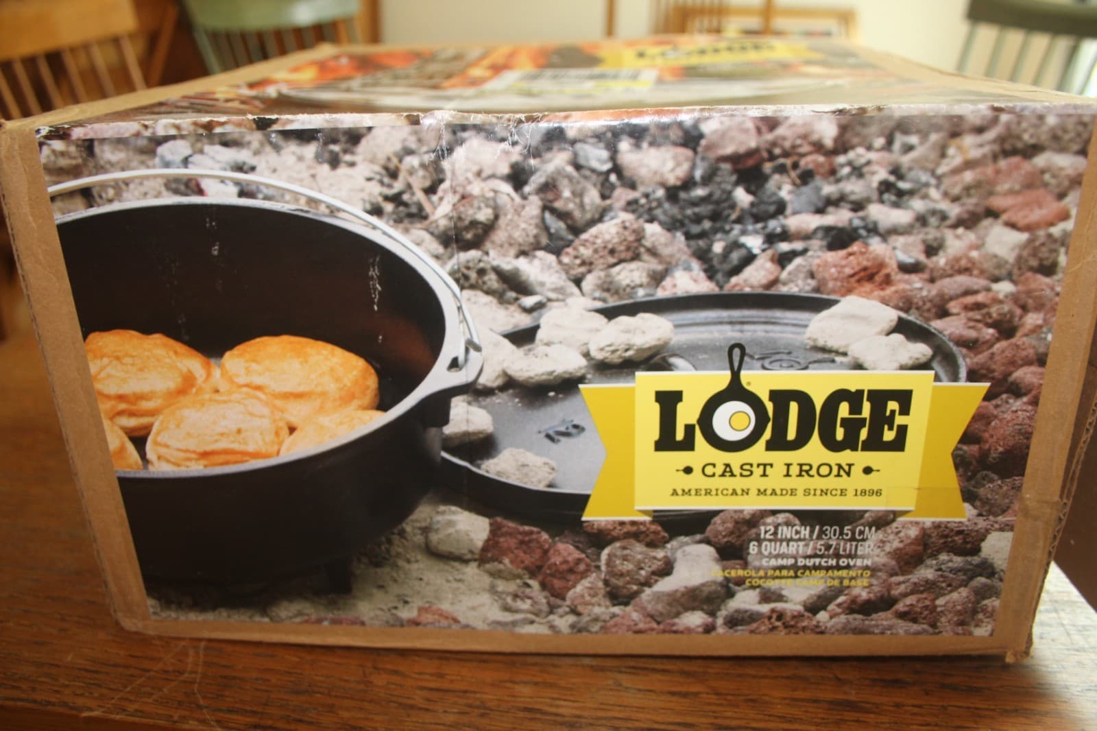 Lodge L12C03 Cast Iron 6 Quart 12" Camp DUTCH Oven + Legs + Cover + BOOKS 4