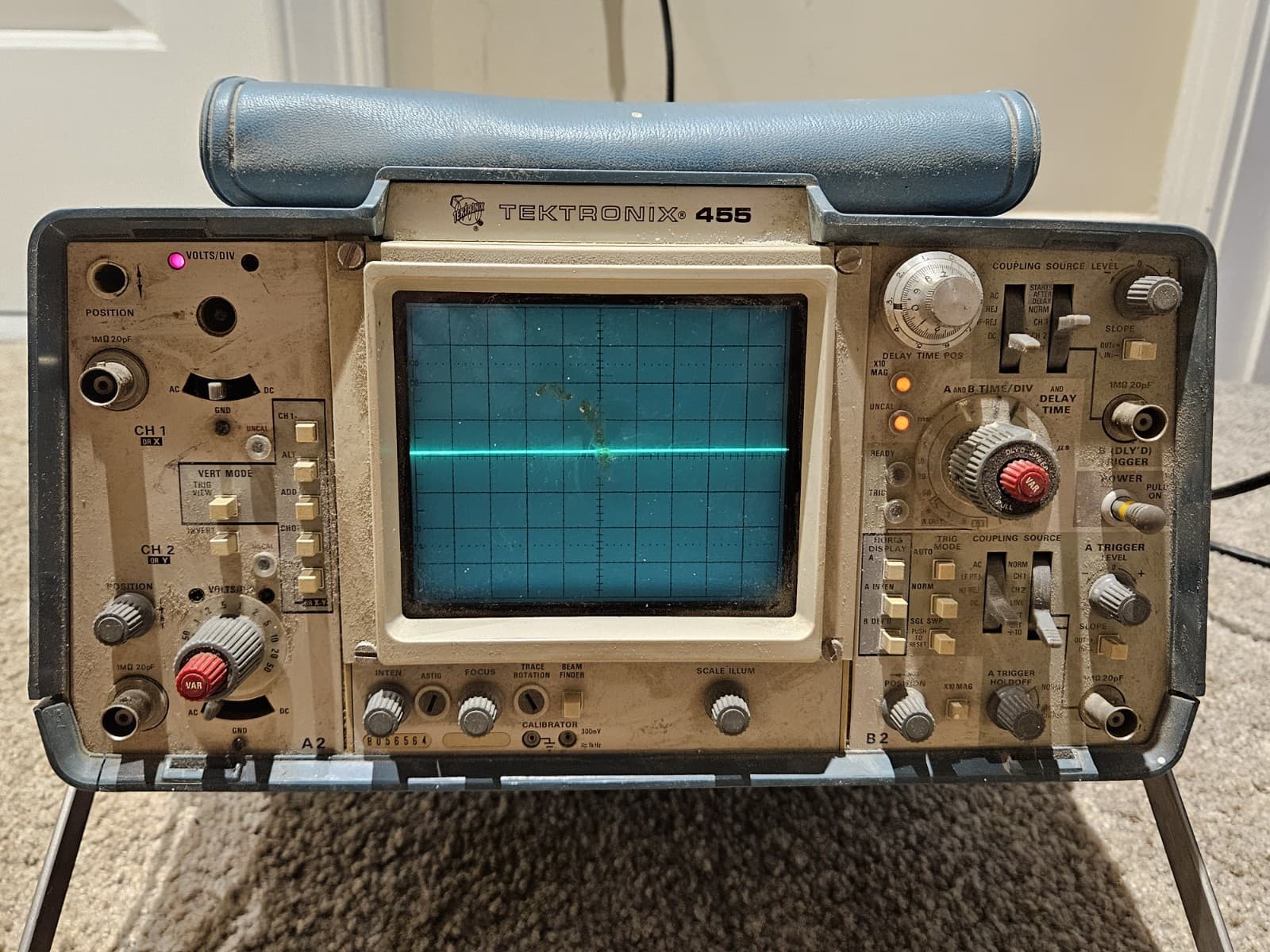 Vintage TEKTRONIX Model 455 Oscilloscope 3