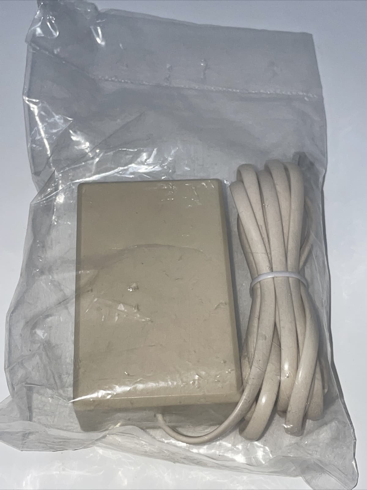 LYNN 070 VISUAL PHONE STROBE FLASHER *Aids the Hearing Impaired & in a Noisy Env 2