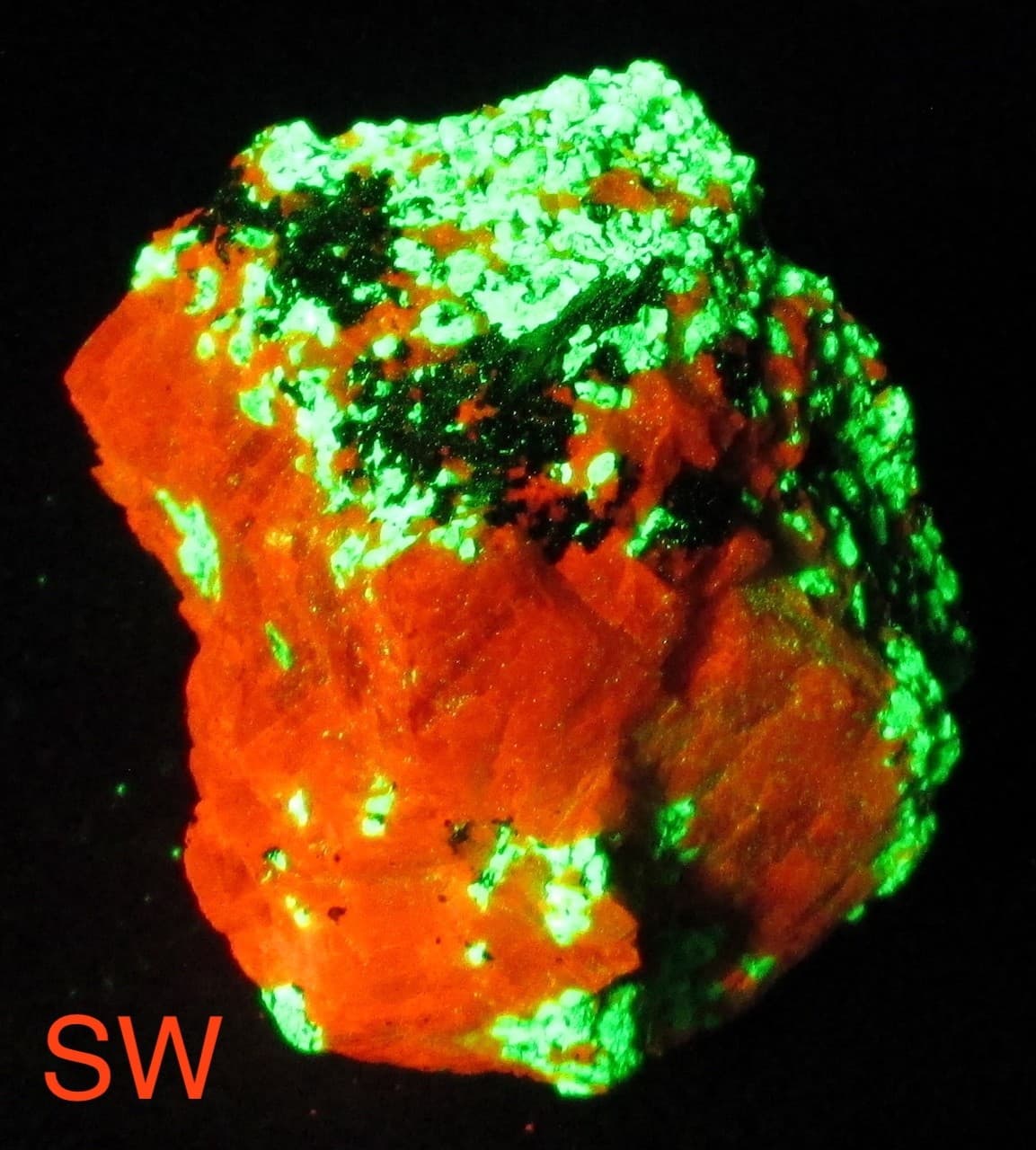 Pale Mint Green Bi-Wave Willemite  Fluorescent Mineral Franklin NJ 2