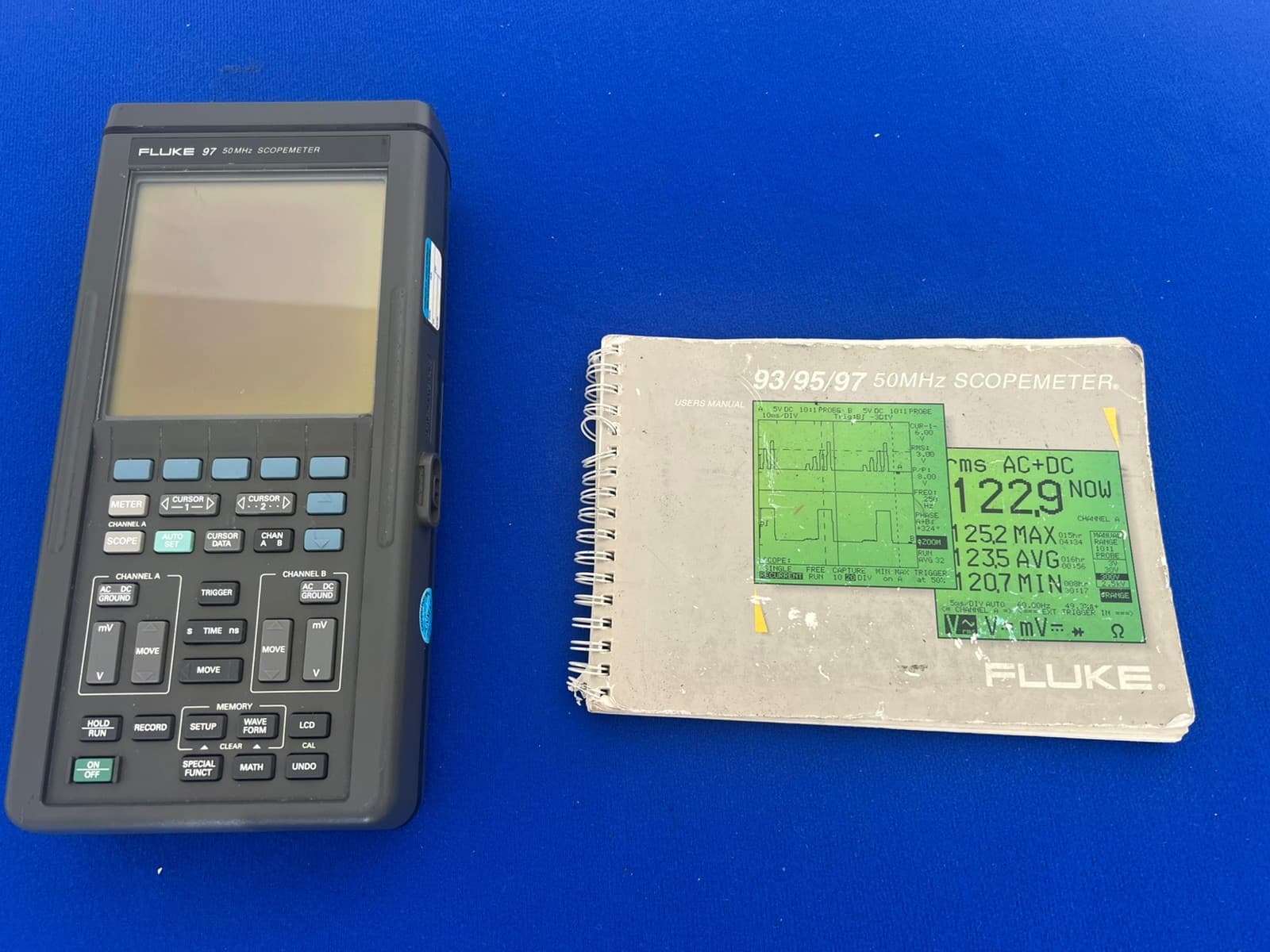 Fluke 97 Auto Scopemeter Dual Trace 50 MHz Handheld Oscilloscope W/manual