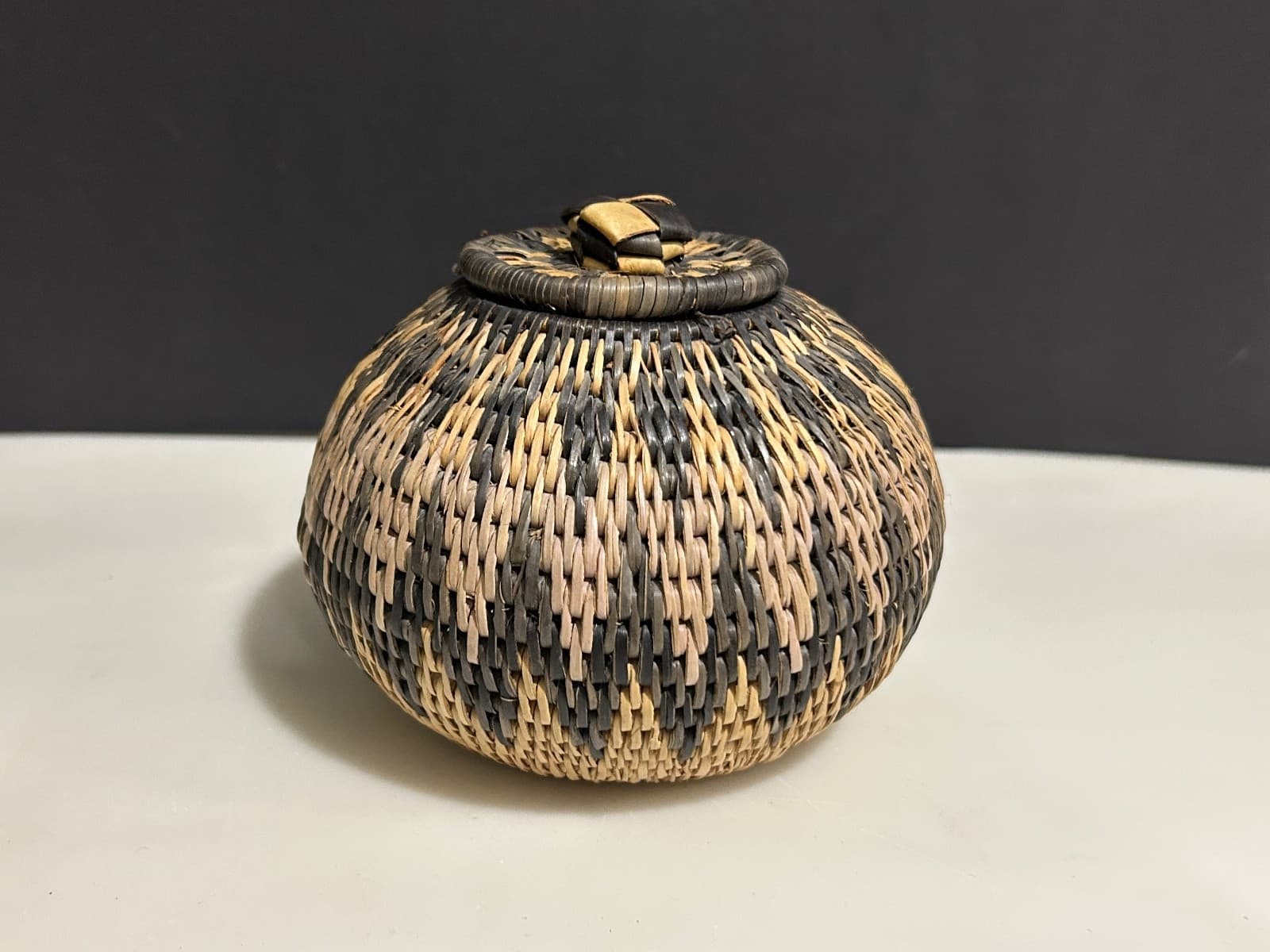 NEW NEVER USED Traditional ZULU HERB CONTAINER IQUTU Woven Palm, Bark & Grass