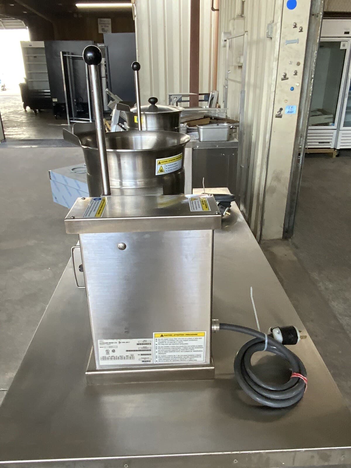 Cleveland KET-3-T 3 Gal Steam Soup Fudge Tilt Kettle 2/3 Jacketed 200volts 1ph C 6