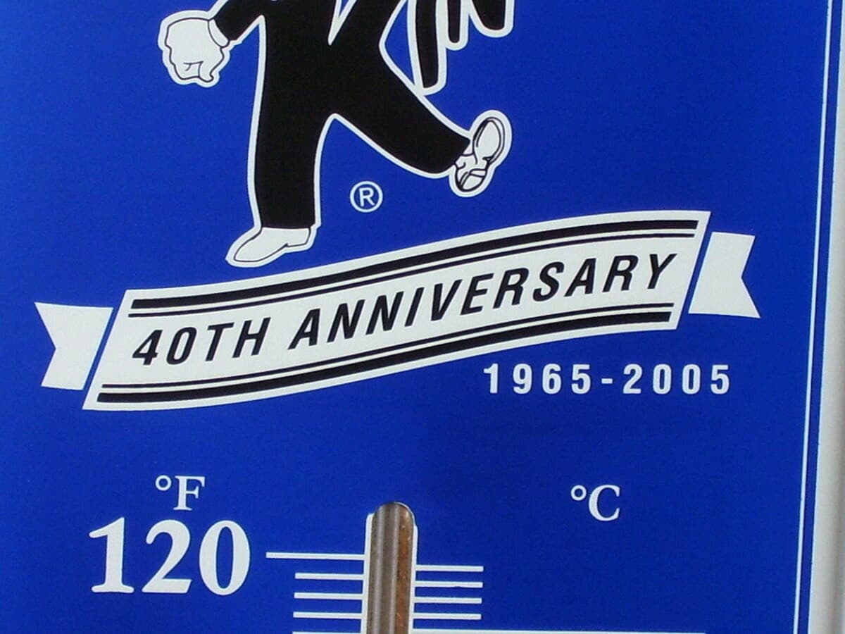 KINZE FARM MACHINERY IMPLEMENT 40 Year Anniversary OLD TIN THERMOMETER Dated2005 5