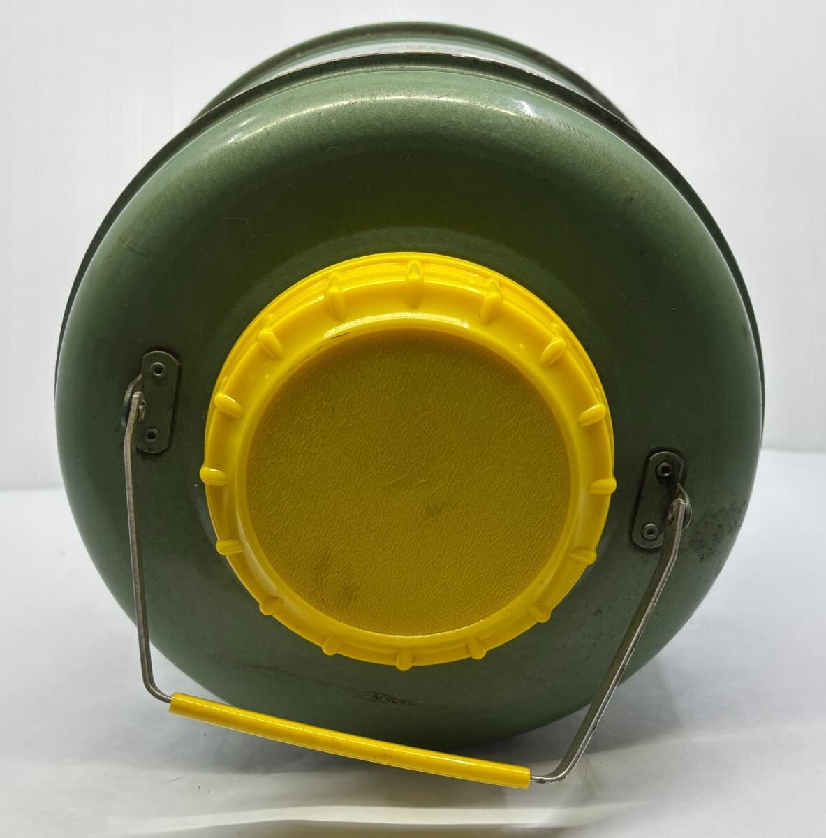 Vintage 1960s-70s Sea Breeze Insulated Picnic Jug with Cap and Handle 1 gallon 6