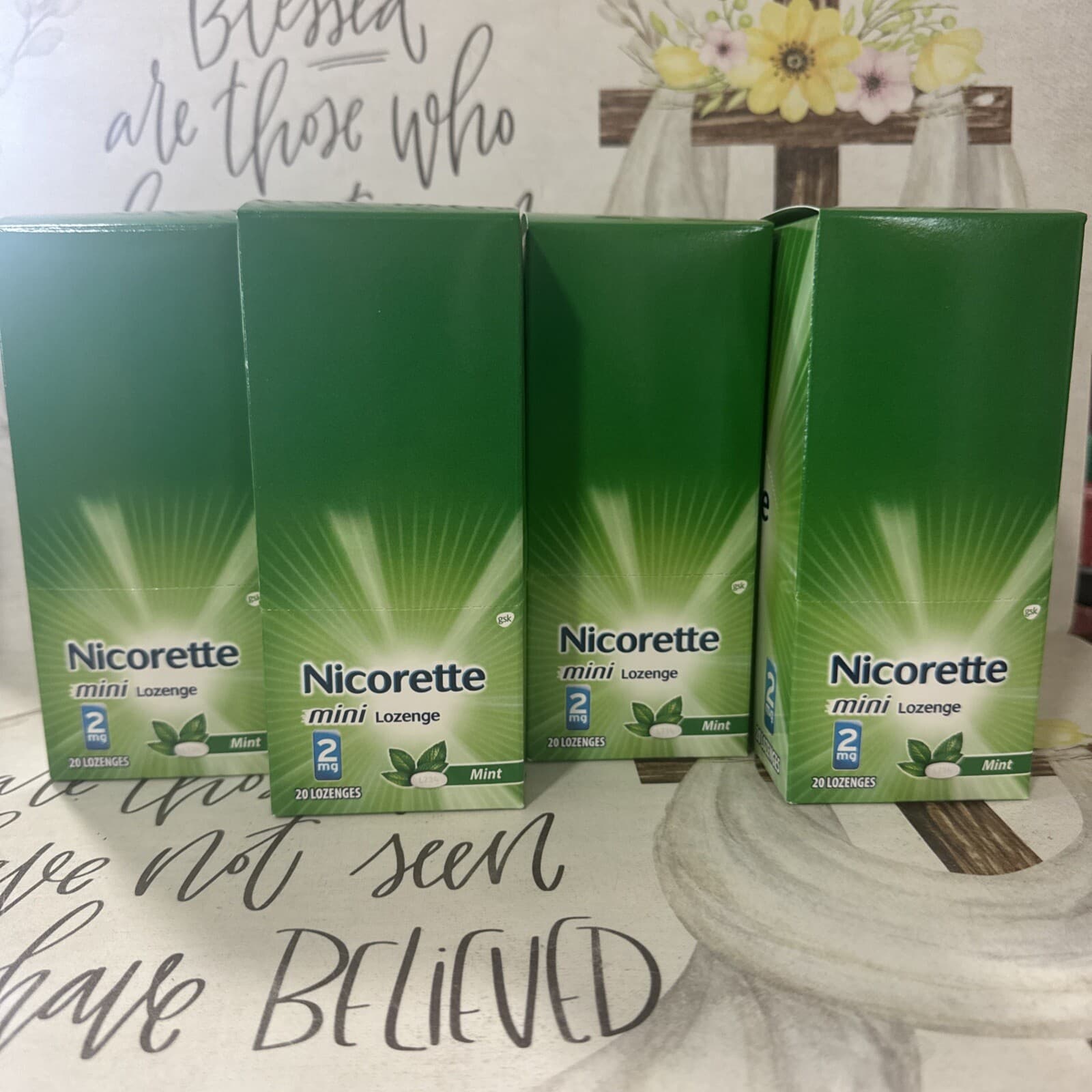 Nicorette Mini Lozenge 2mg Mint Flavor 240 Min, 20 Ct Lozenges Exp:08/2025