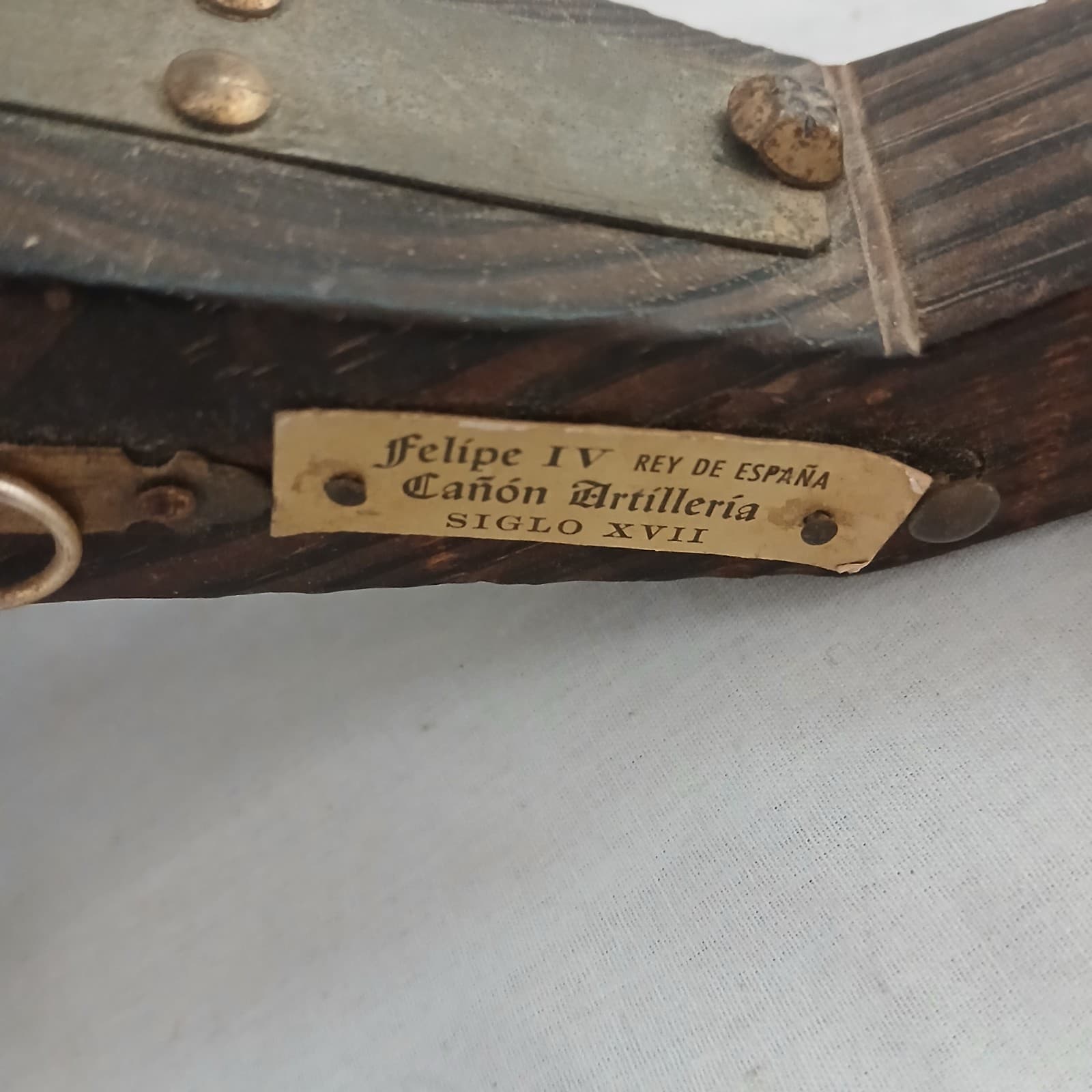 Model of a Spanish Field cannon, circa 18th century Replica Metal Wood Felipe IV 3