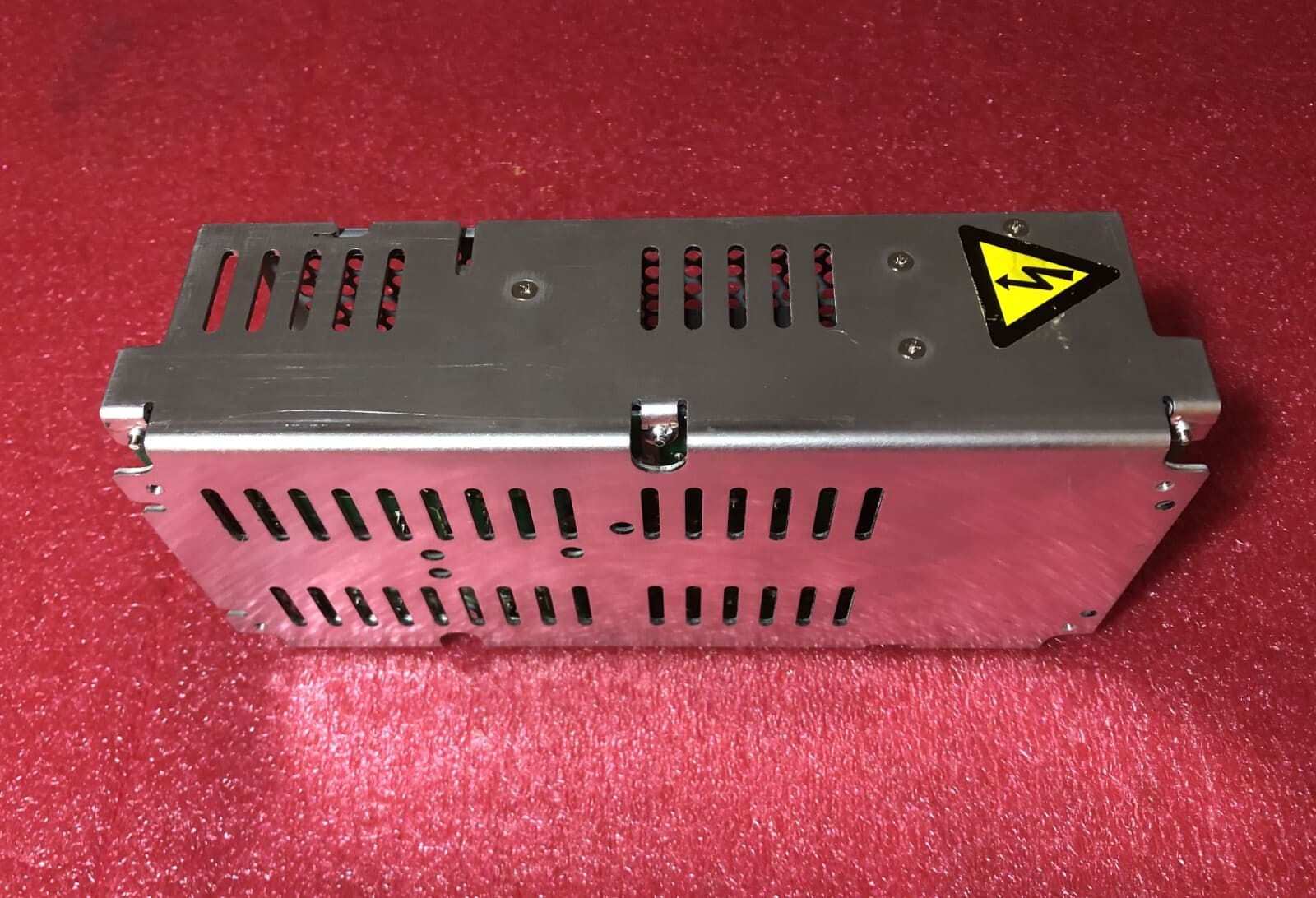 SanKen/Sanken SWD240P-24 Power Supply 100-240 Vac in, 24Vdc 10Amps out. 240 Watt 5