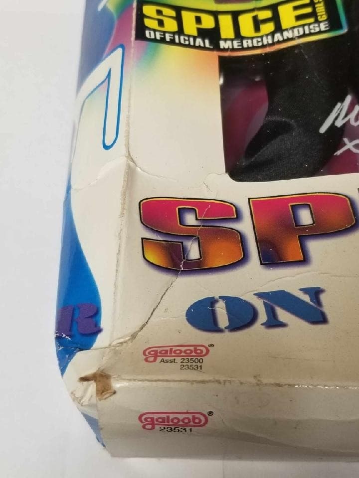 1998 Spice Girls Melanie Doll Figure 2