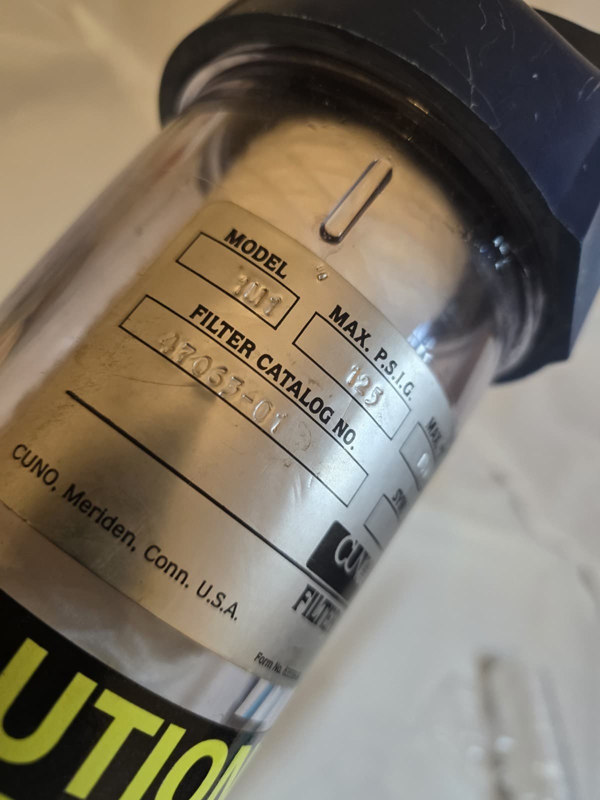 Cuno 1M1 Filter Housing Assembly 125psi Max 100°F Max 44591-05 2