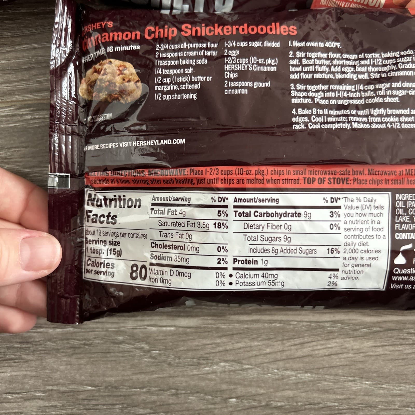 Hershey’s Cinnamon Baking Chips (4 Pack) 10 oz. Bag Best Before 11/2025 3