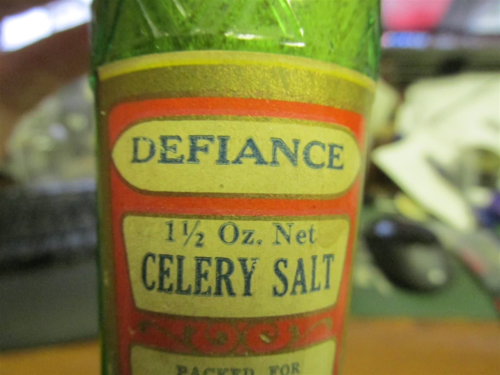 Coldwater, Mich. Defiance Celery Salt Jobbers Service Are Deco green Shaker MI 4