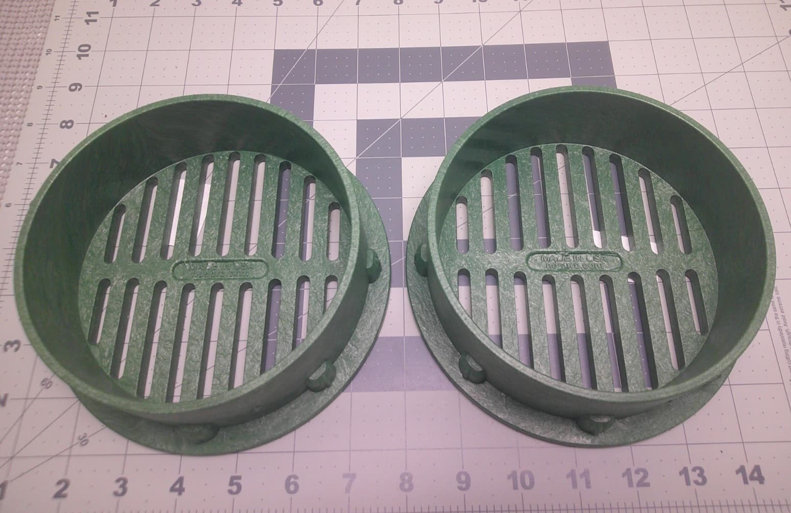 NDS Green/Matte 6 in. Structural Foam Polyolefin Round Drainage Grate Lot of 2 5