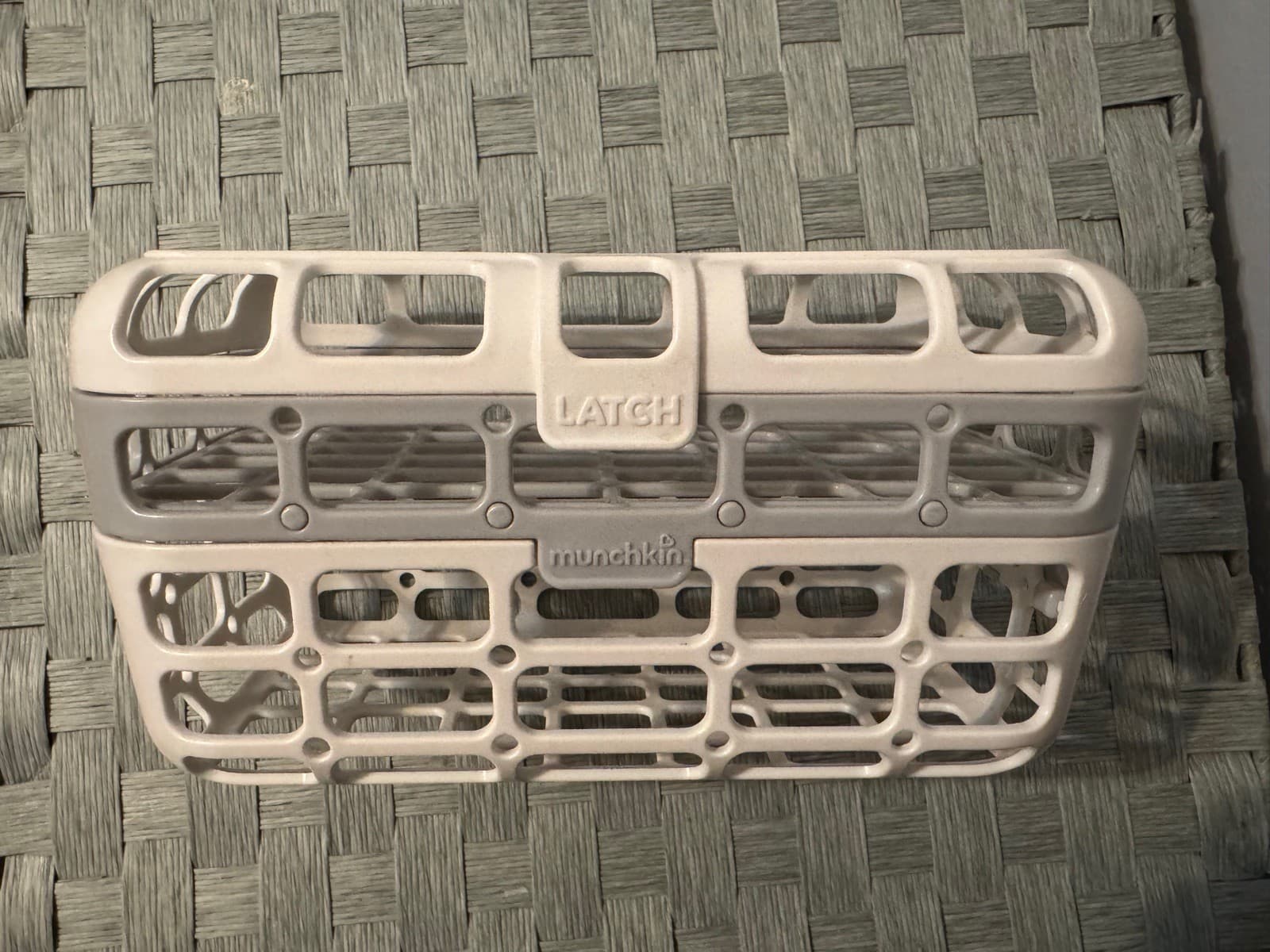 Munchkin Dishwasher Basket: For Bottle Parts/Accessories/Pathalate/BPA/PVC Free