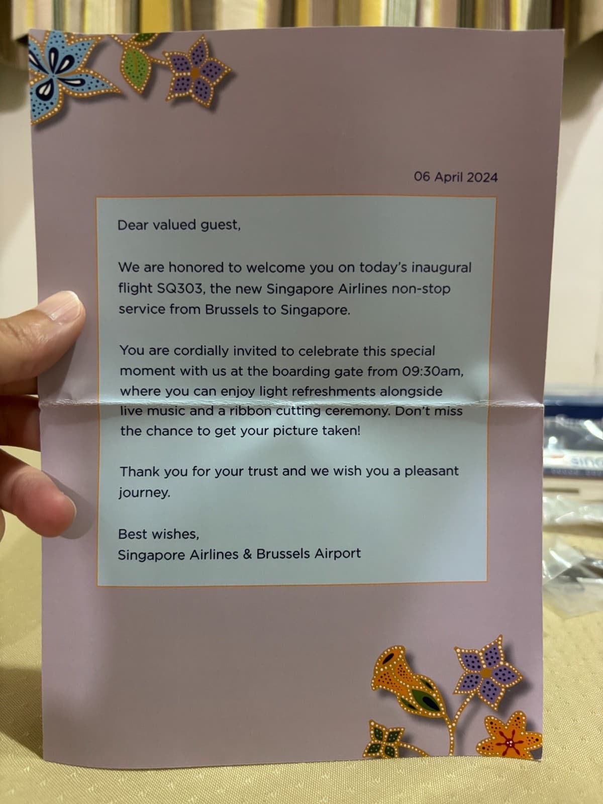 Singapore Airlines Airbus A350-900 Model Plane 1:200 Inaugural Flight April 2024 5