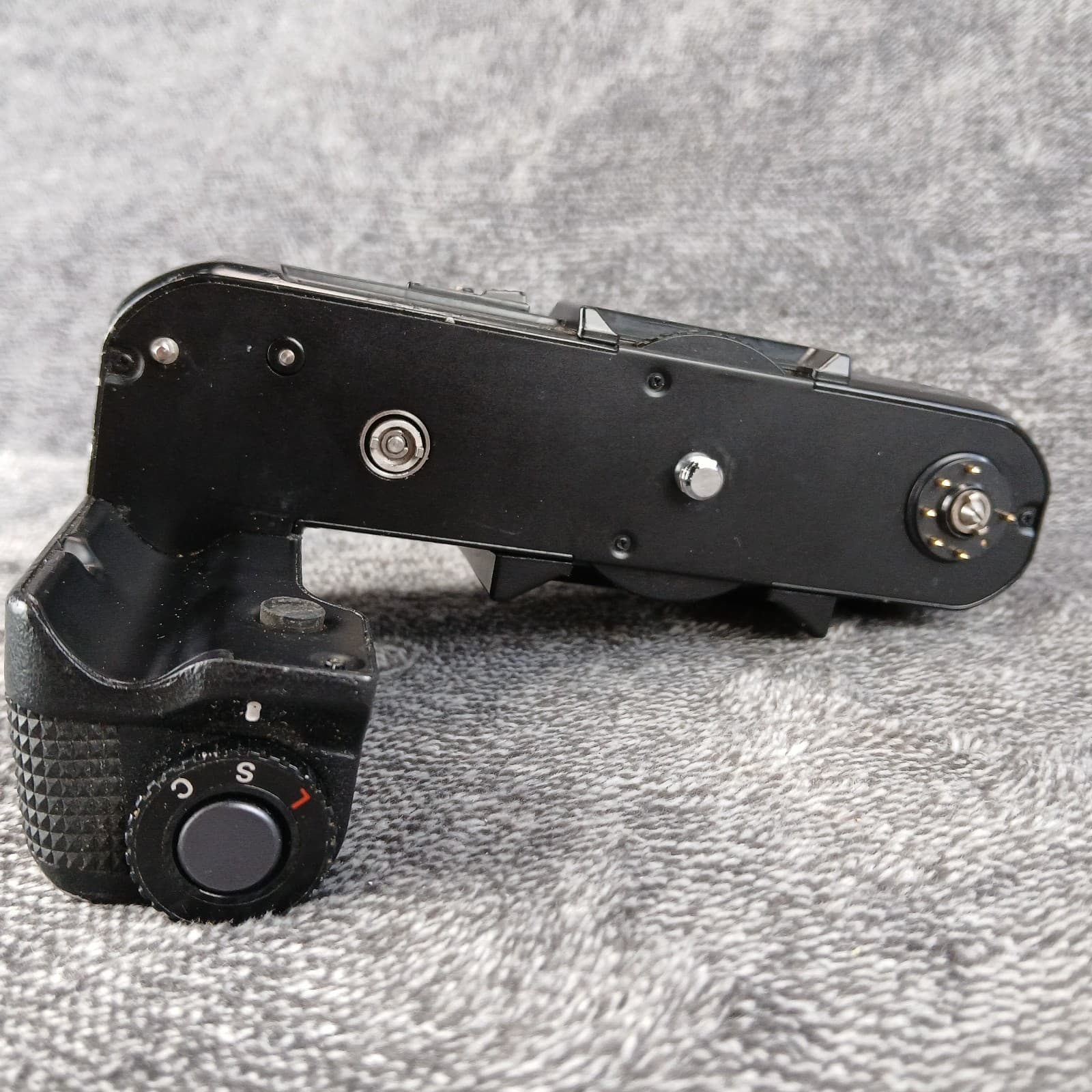 Nikon MD-4 Motor Drive for Film Camera Untested for Parts Repair 6