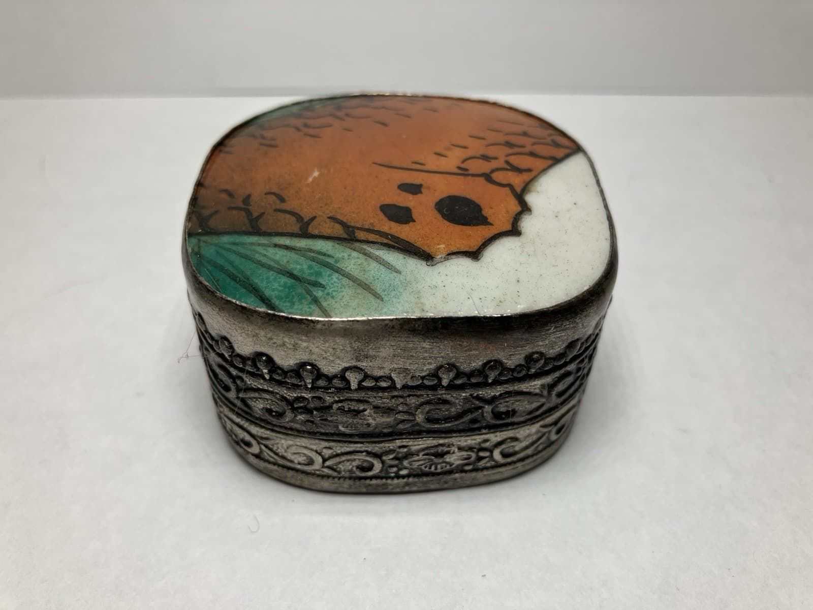 Chinese Porcelain Pottery Shard Trinket Box Fish Skin Silver 2