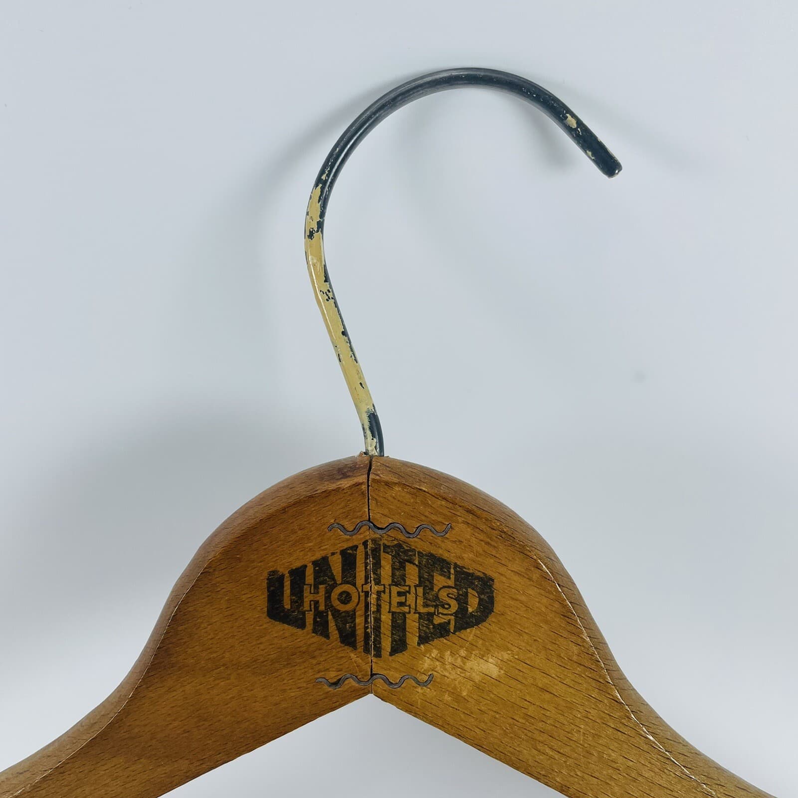 Vintage Wooden Advertising Clothes Hanger UNITED HOTELS New York Niagara Falls
