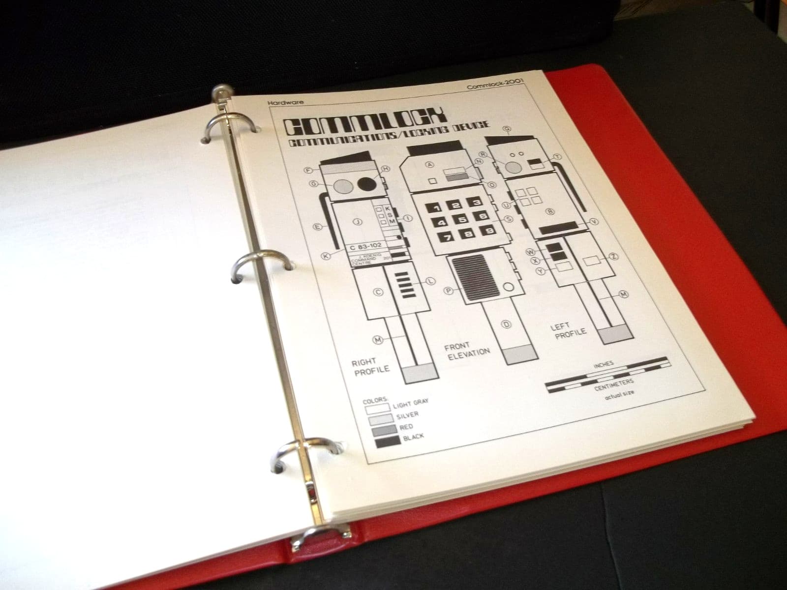 SPACE 1999 "MOON BASE ALPHA " TECH MANUAL 1977 ORIG. EDITION 2
