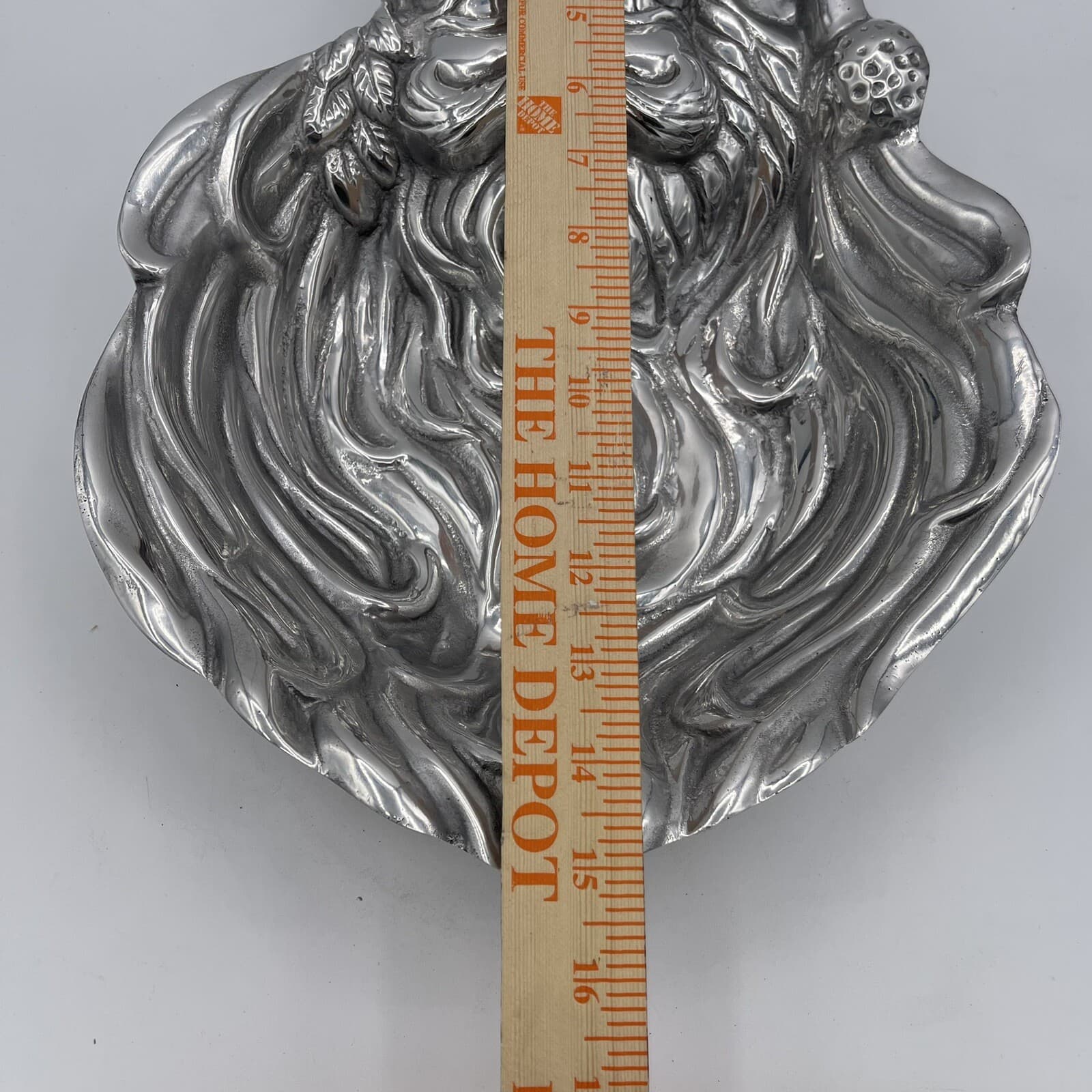 Vintage Detailed Metal Santa Claus Face Christmas Dish Made By Autumn End 11x15 3